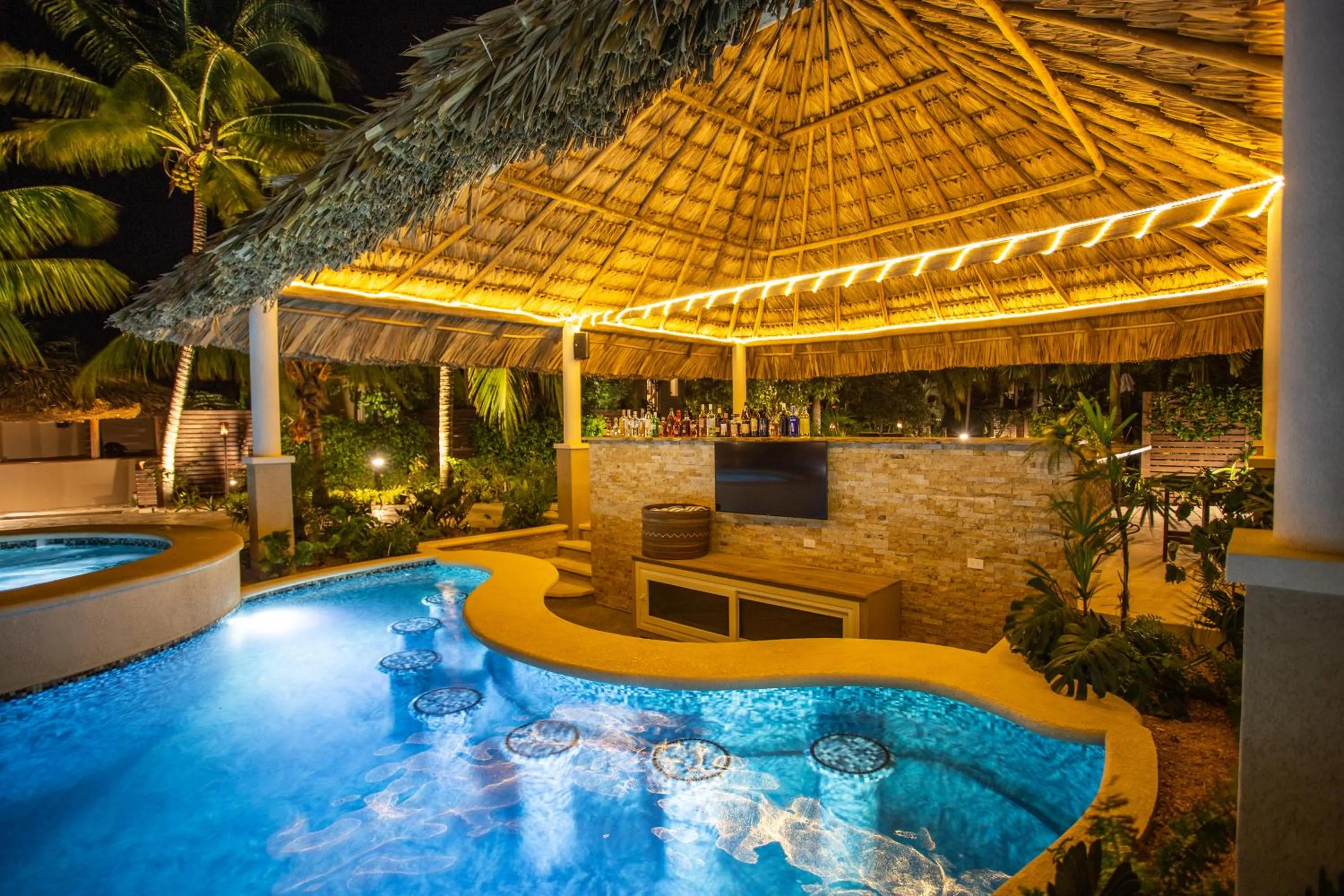 Swimming pool in Sirenian Bay Resort -Villas & All Inclusive Bungalows