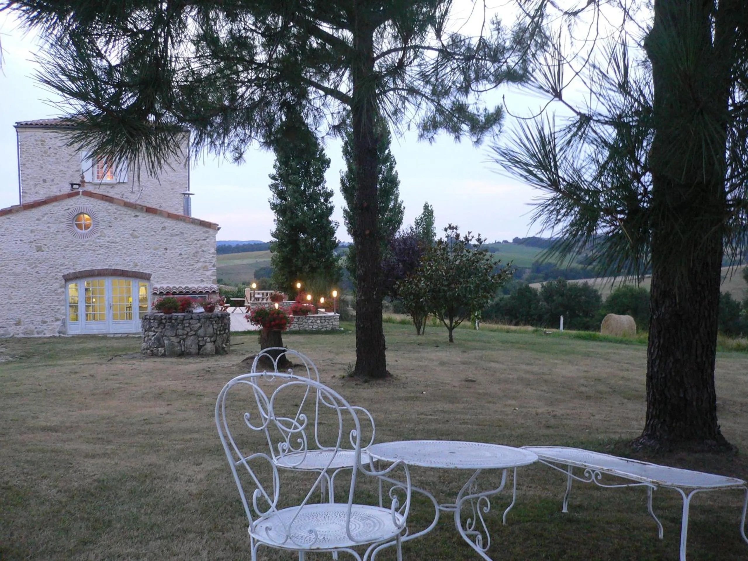 Facade/entrance in Chambres d'Hôtes Domaine de Beunes