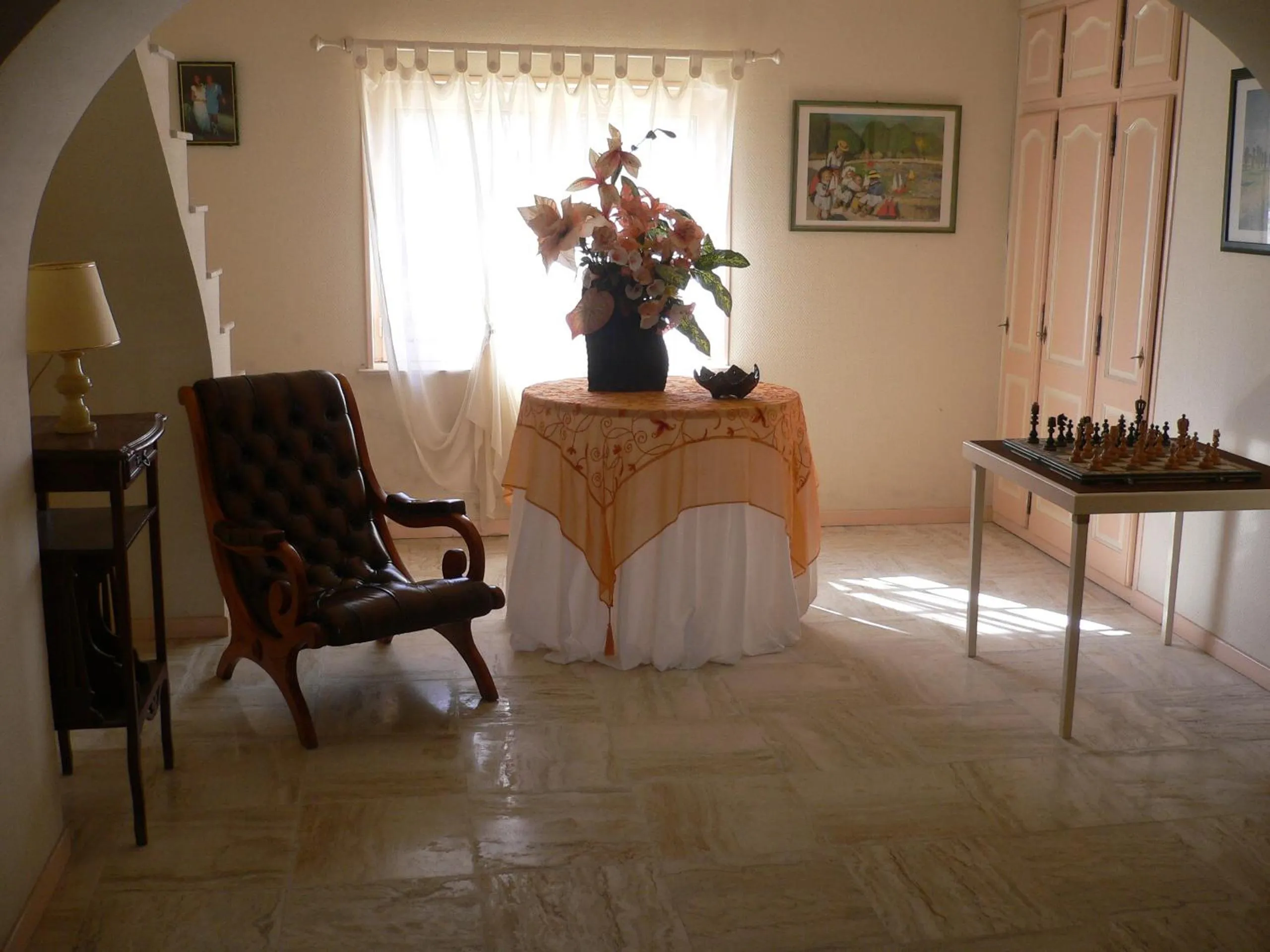 Lobby or reception in Chambres d'Hôtes Domaine de Beunes