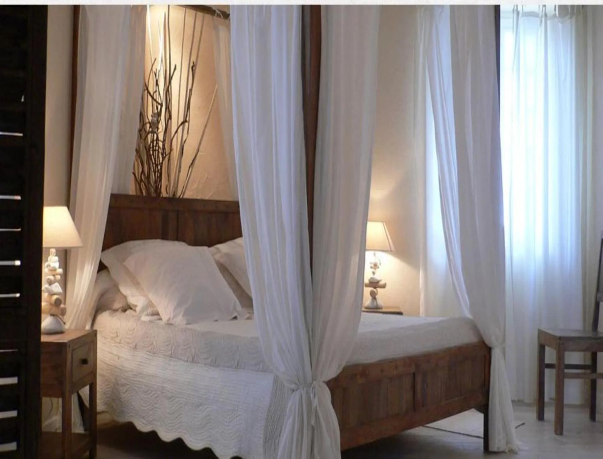 Bed in Chambres d'Hôtes Domaine de Beunes