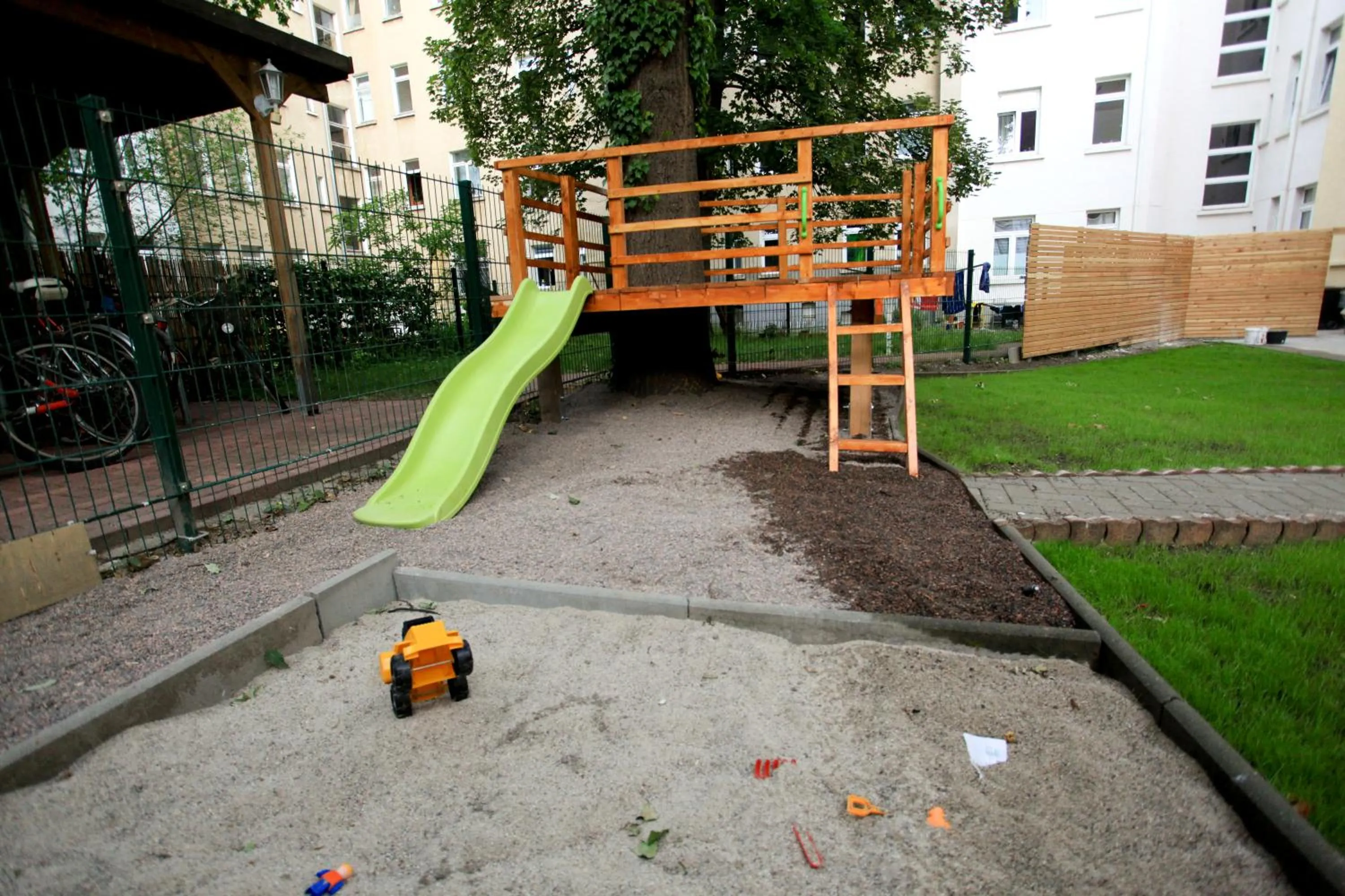 Property building in Zollikof Aparts - Sauna & Studioapartments