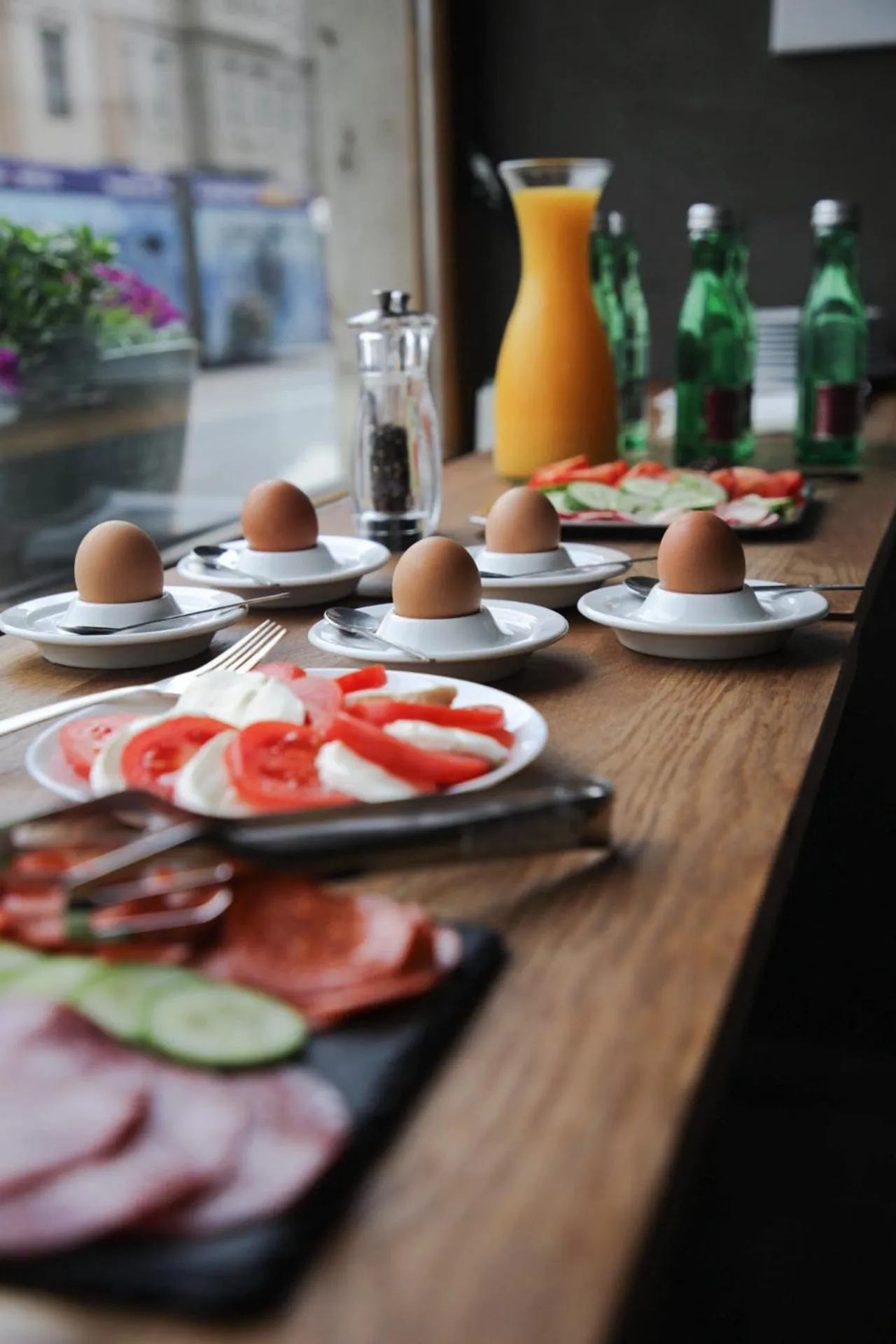 Breakfast in Wake Up Wellness Hostel