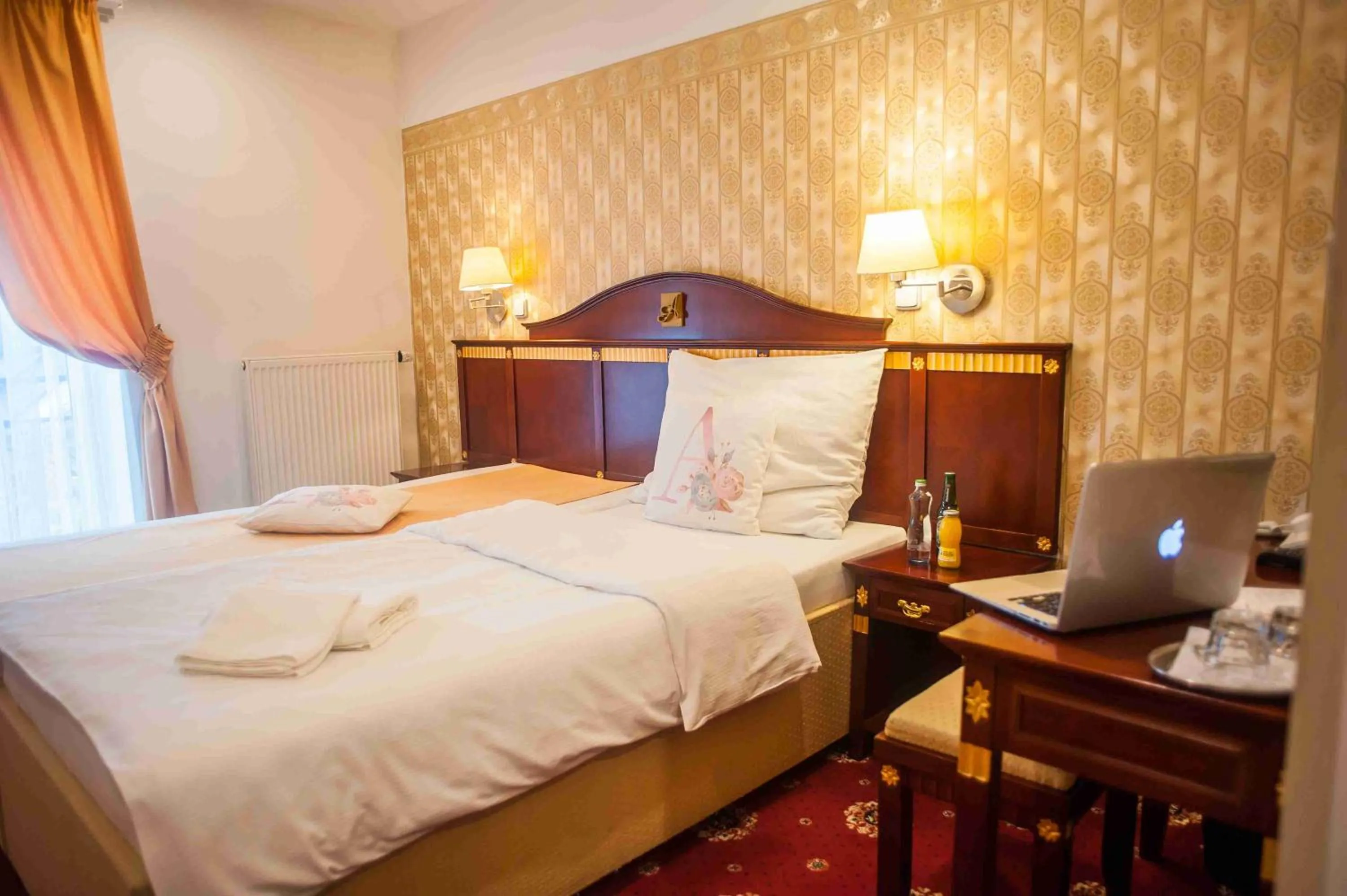 Photo of the whole room, Bed in Hotel Tommy Wellness & Spa