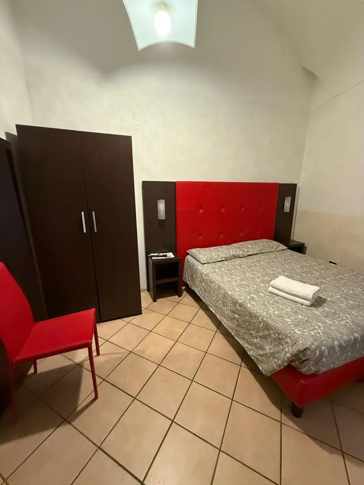 Bed in Sakura Inn Sanremo Bed in Sakura Inn Sanremo