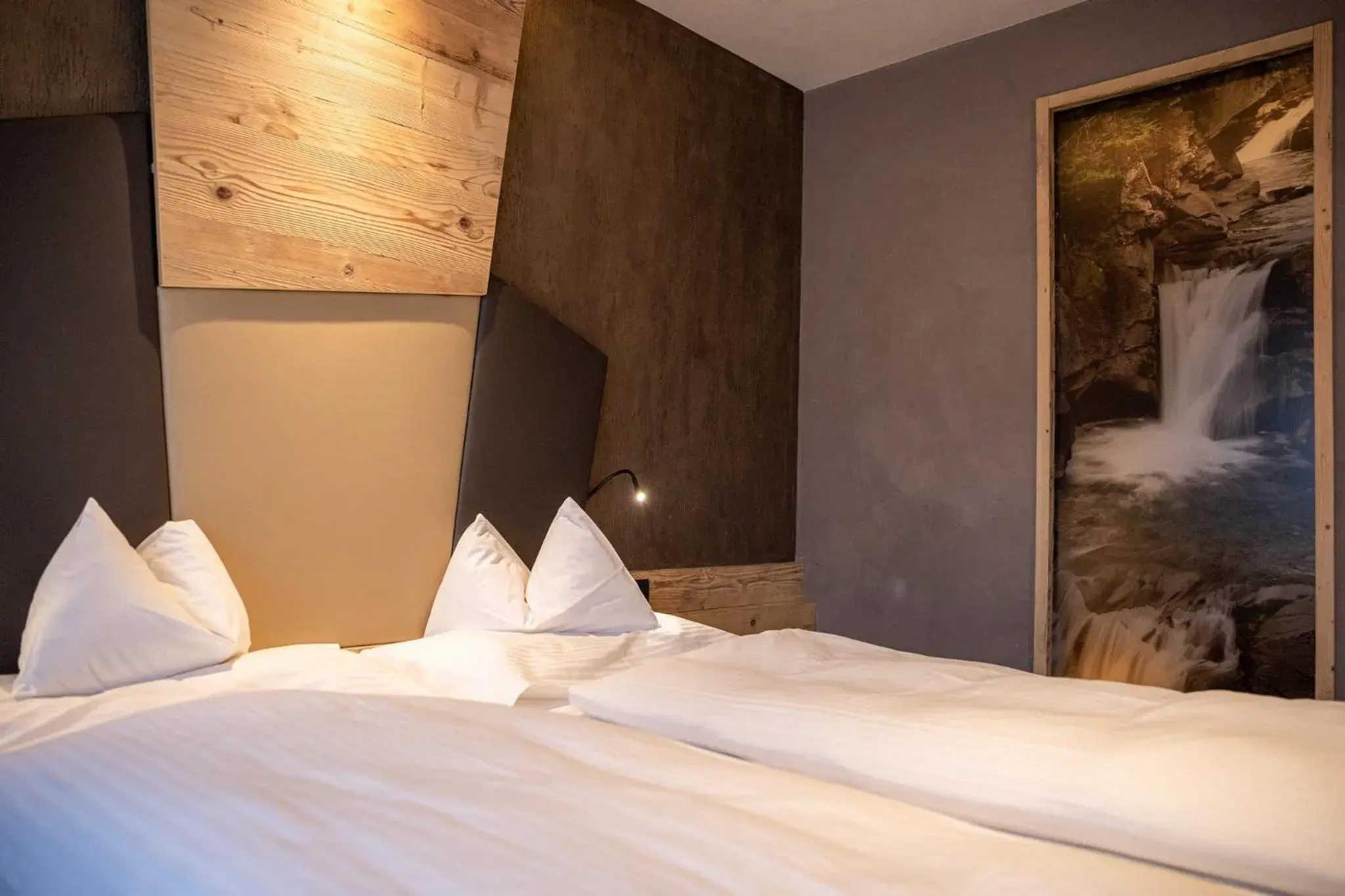 Bedroom, Bed in La Roccia Wellness Hotel Bedroom, Bed in La Roccia Wellness Hotel