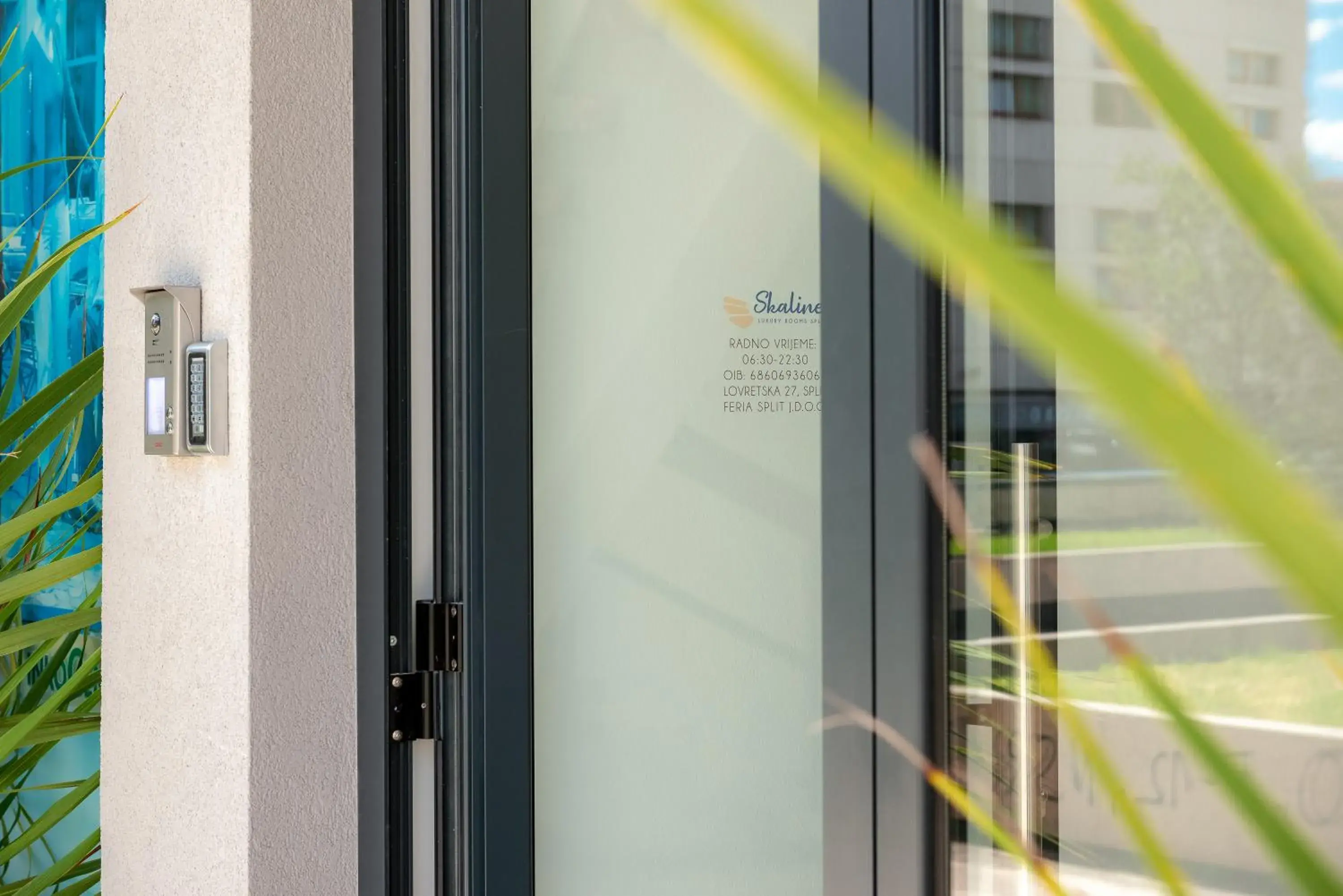 Property building in Skaline Luxury rooms Split Property building in Skaline Luxury rooms Split