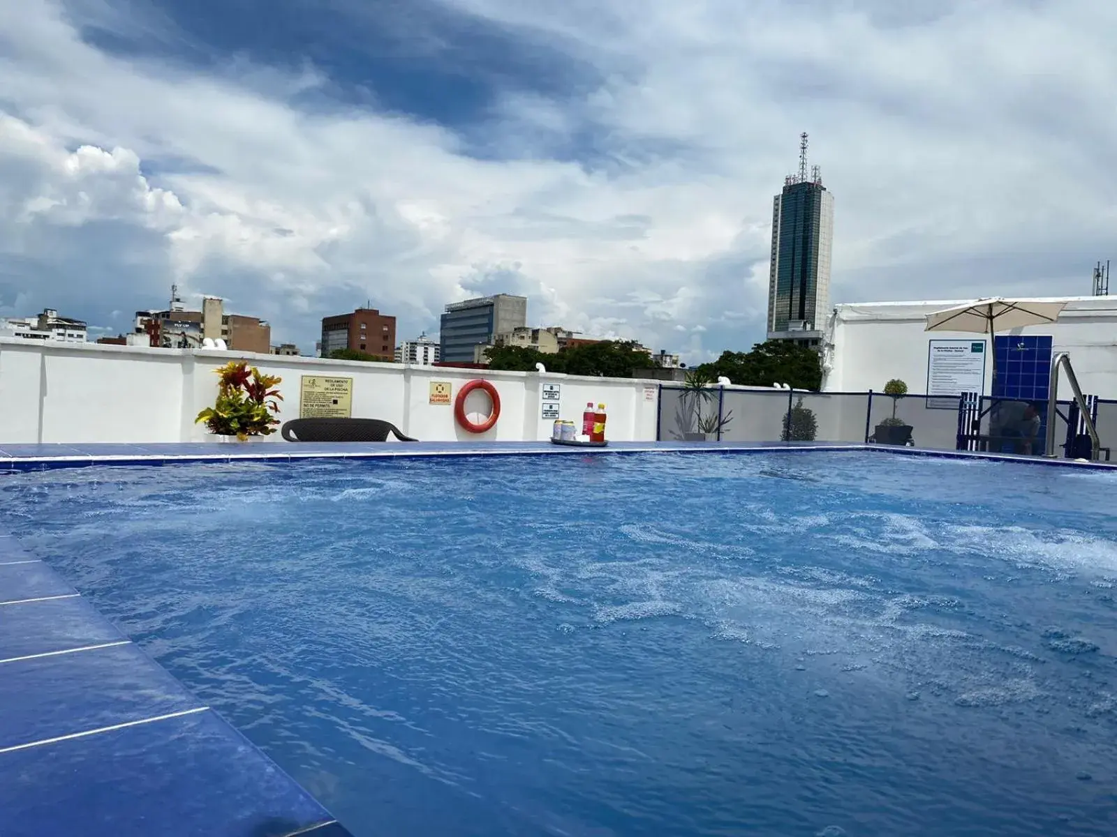 Pool view in TAMA Hotel Granada Real Cali Pool view in TAMA Hotel Granada Real Cali
