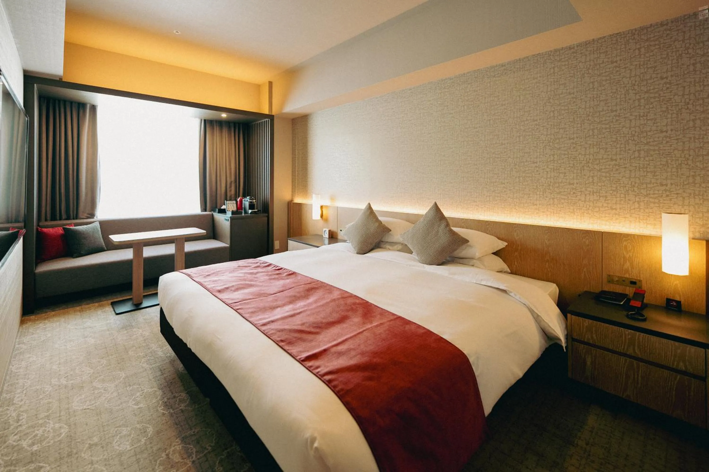 Bed in Hotel JAL City Sapporo Nakajima Park