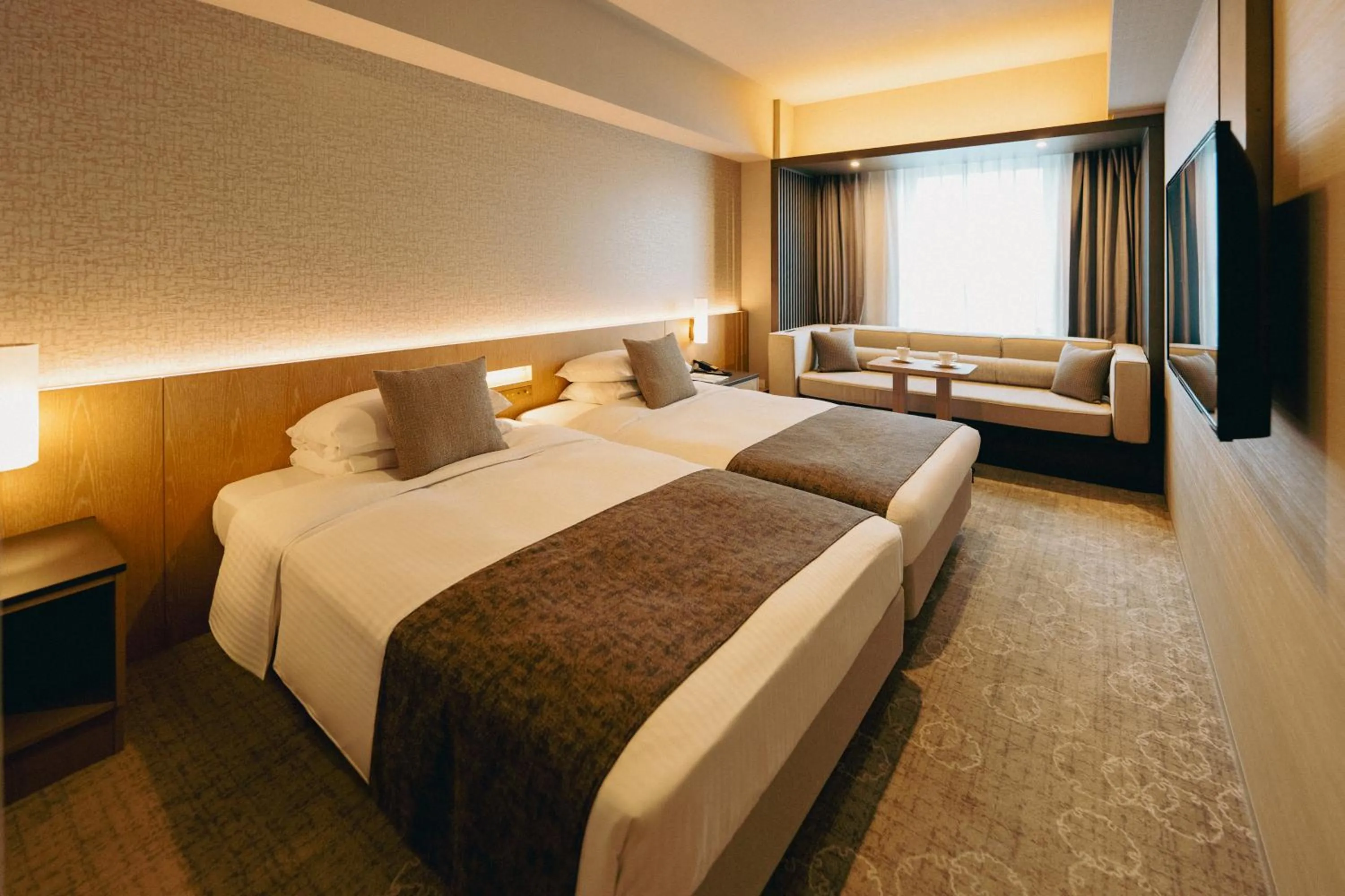 Photo of the whole room, Bed in Hotel JAL City Sapporo Nakajima Park