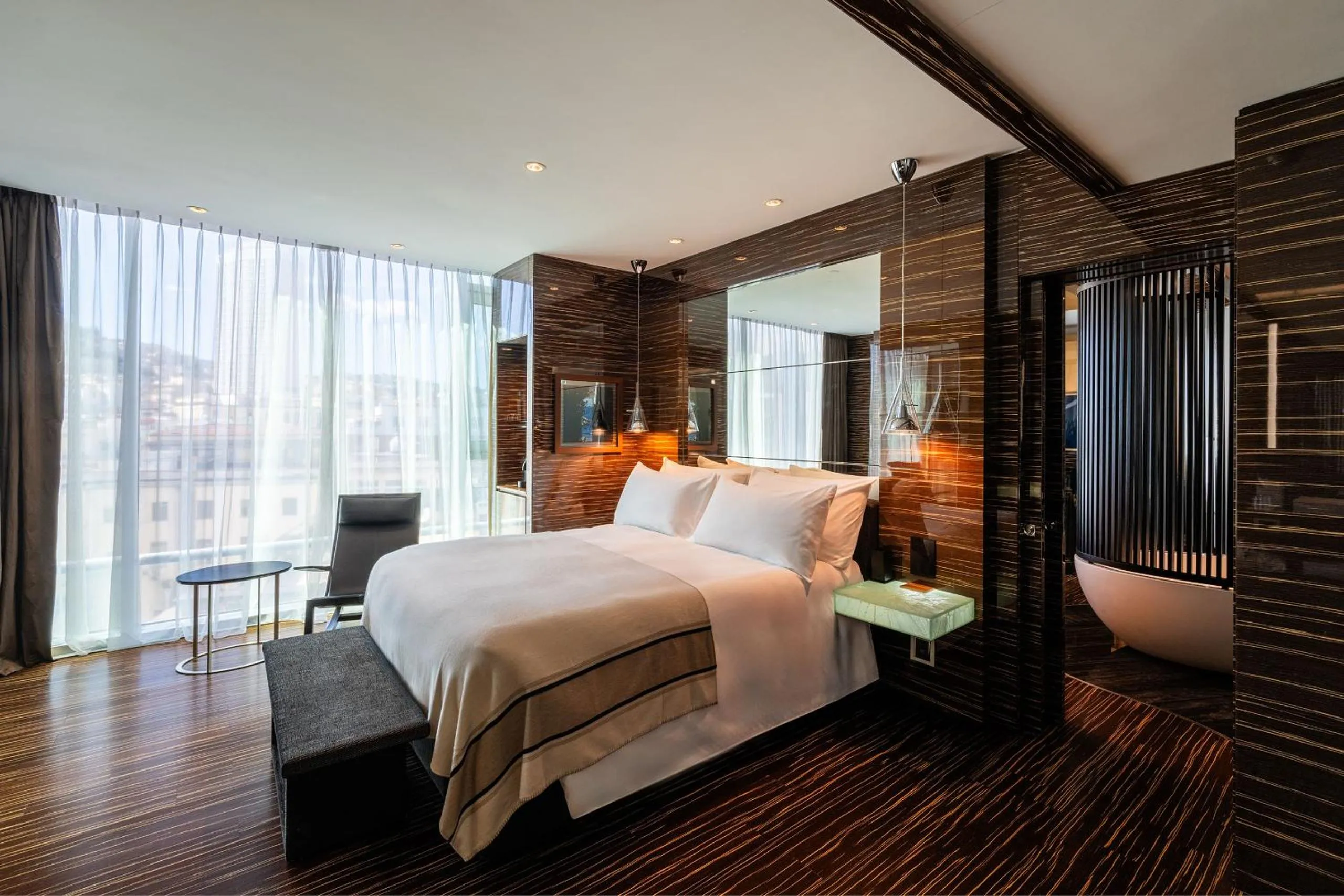 Bedroom, Bed in ROMEO Napoli