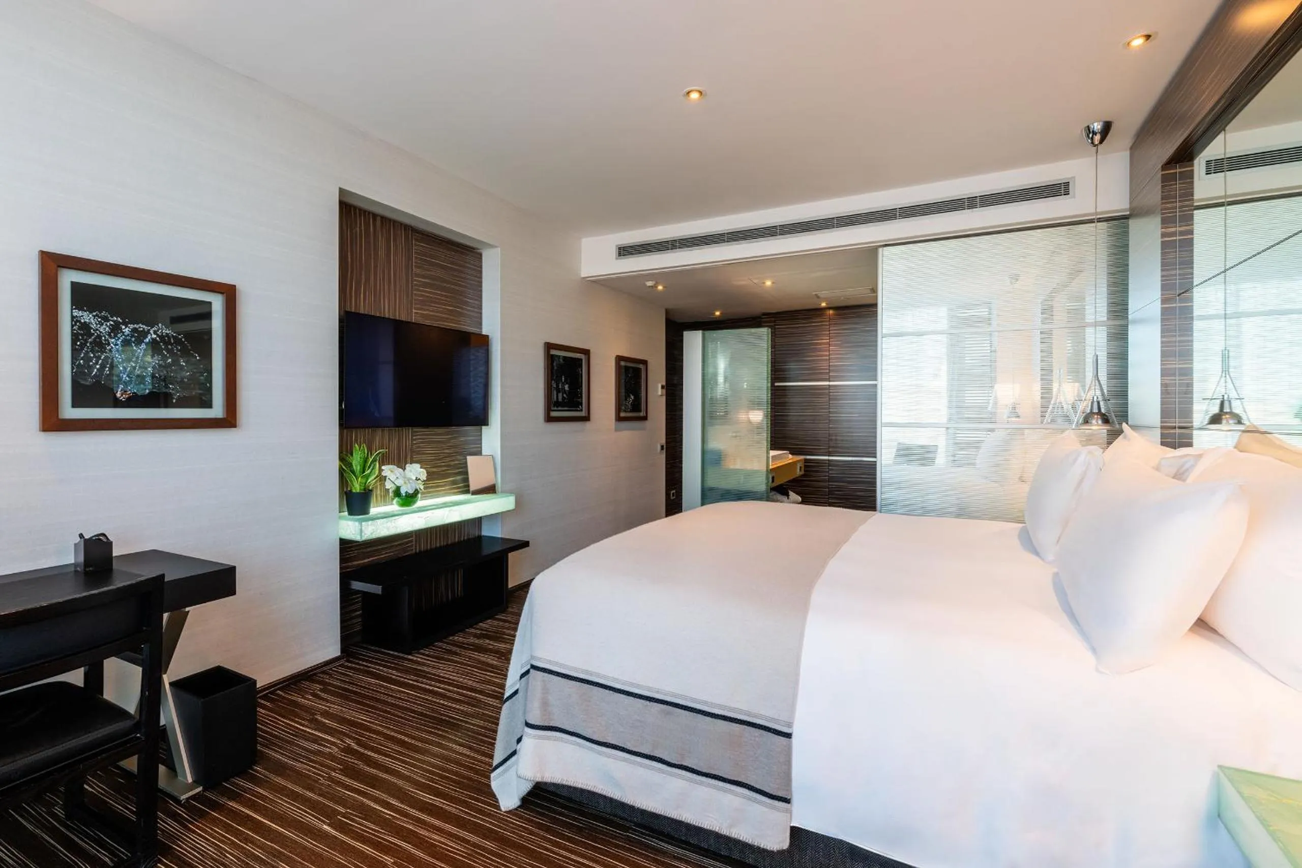 Bedroom, Bed in ROMEO Napoli