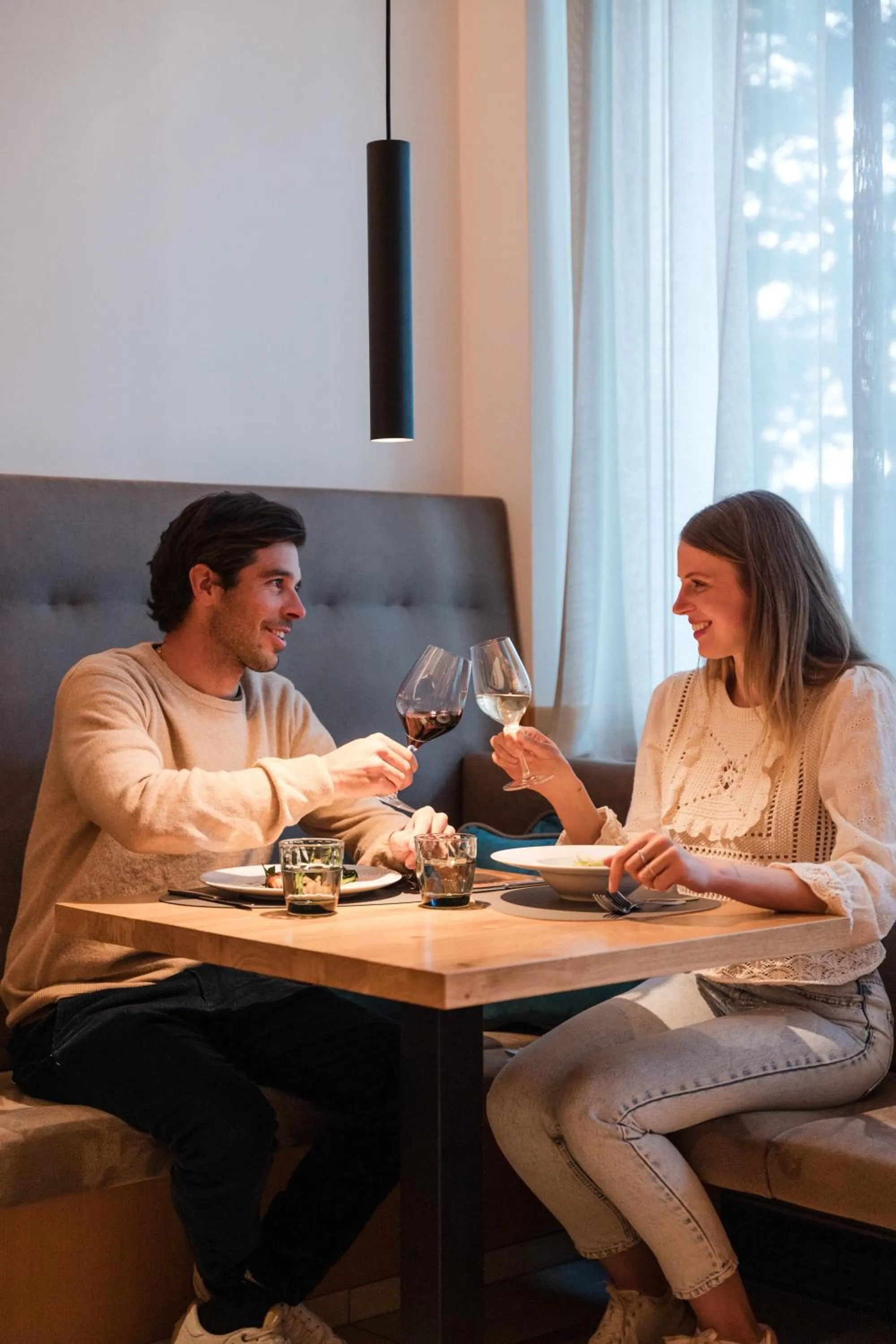 Restaurant/places to eat in Hotel Ideal Park