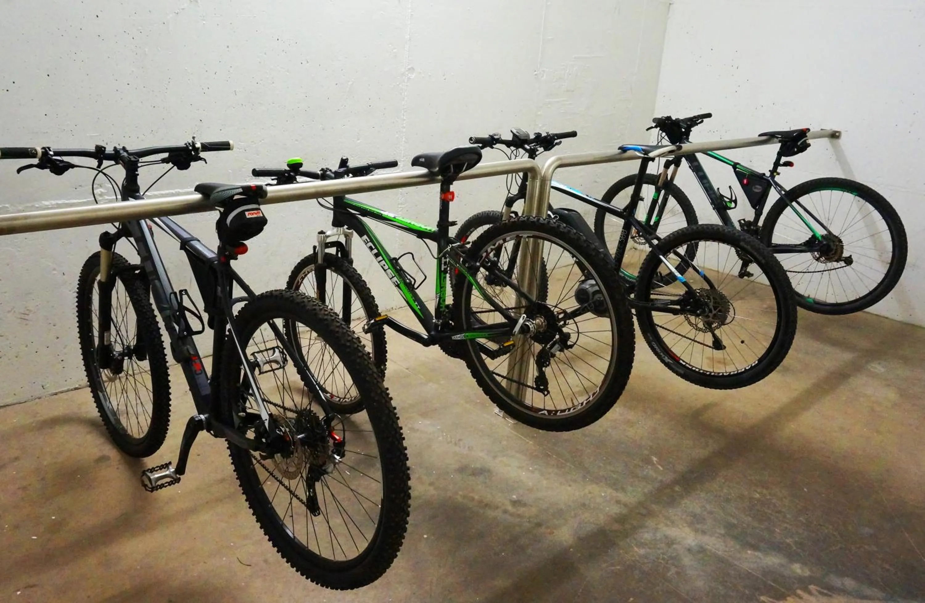 Property building in Hotel Ideal Park