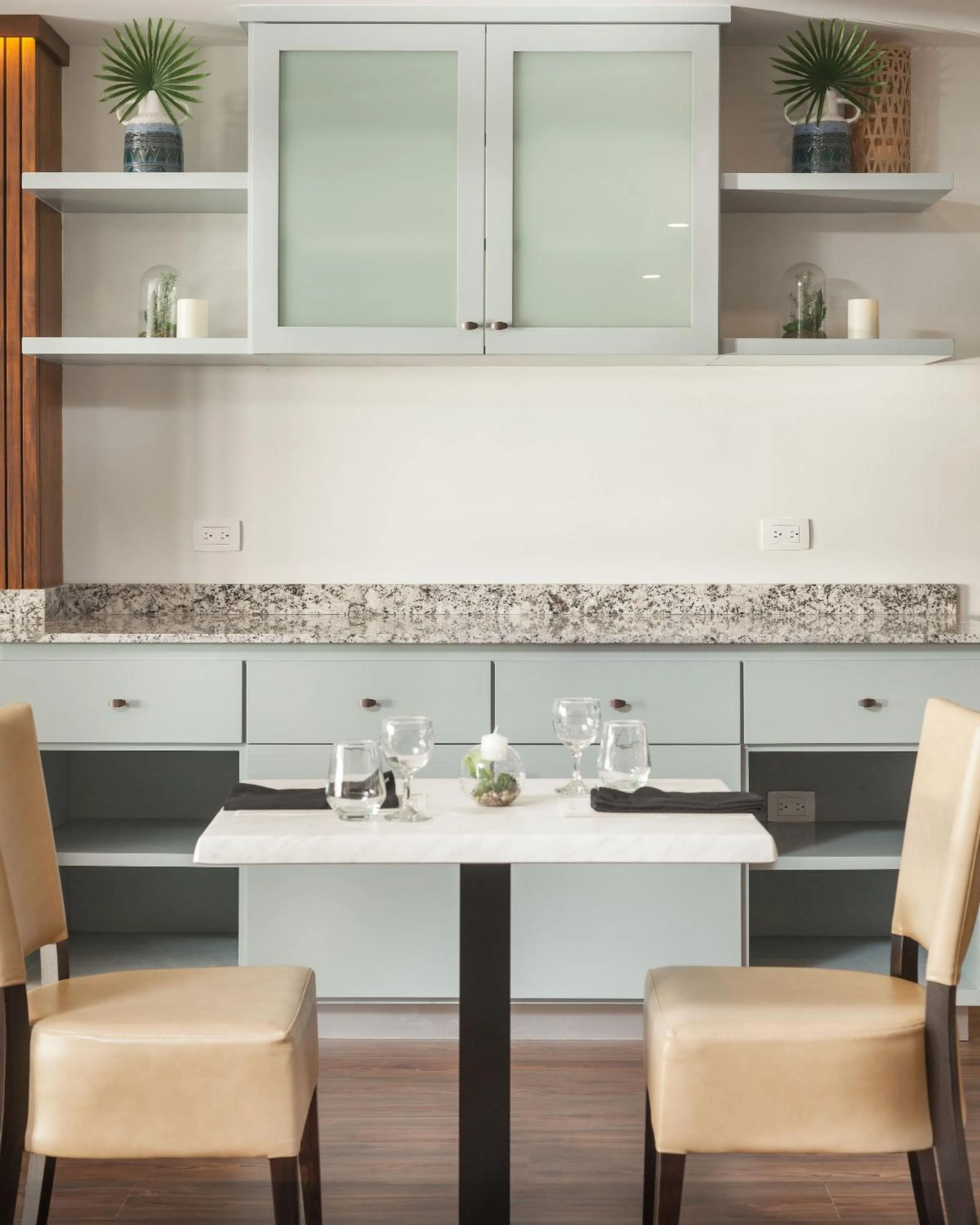 Restaurant/places to eat in Cara Hotels Trinidad