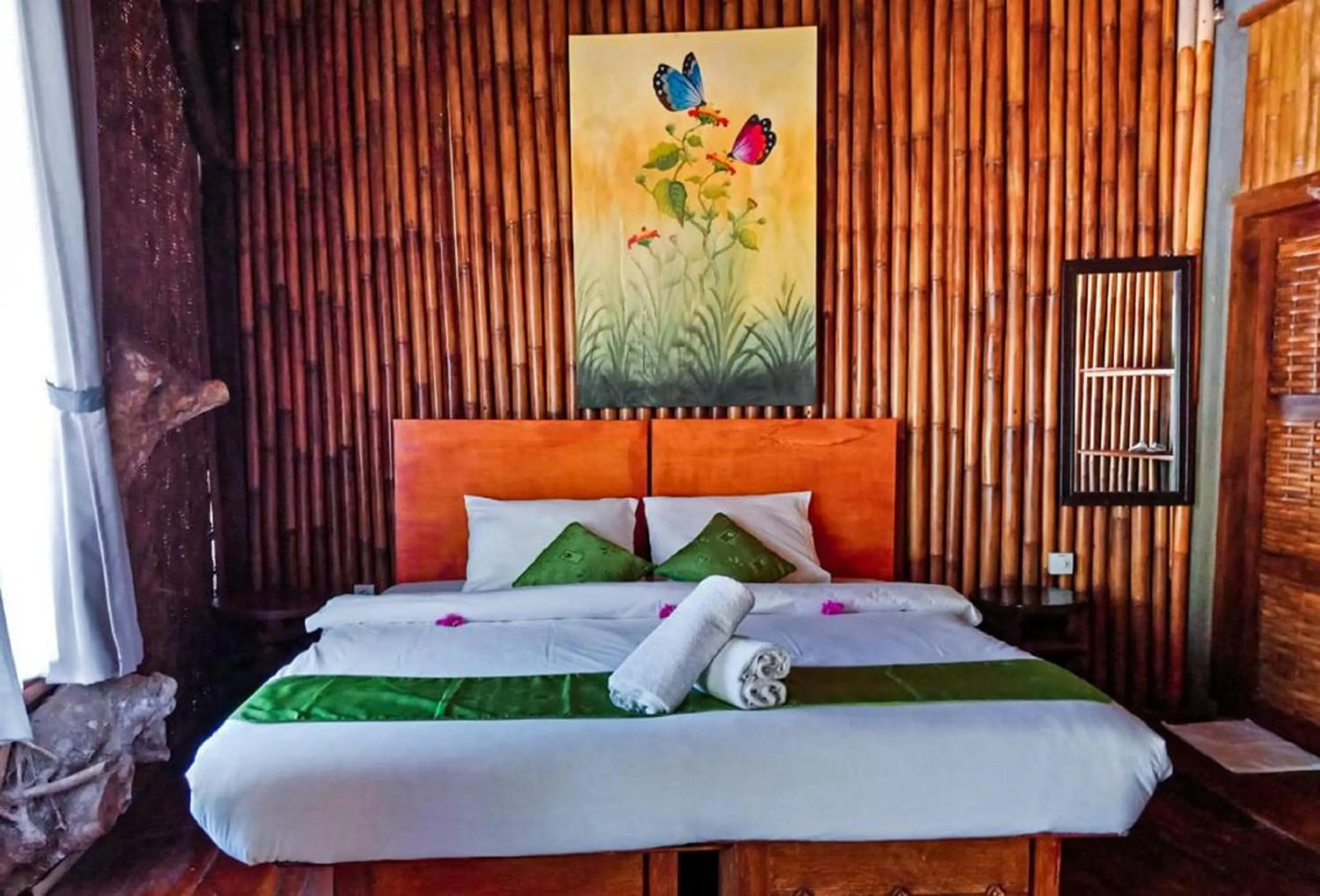 Photo of the whole room, Bed in Gading Tree House