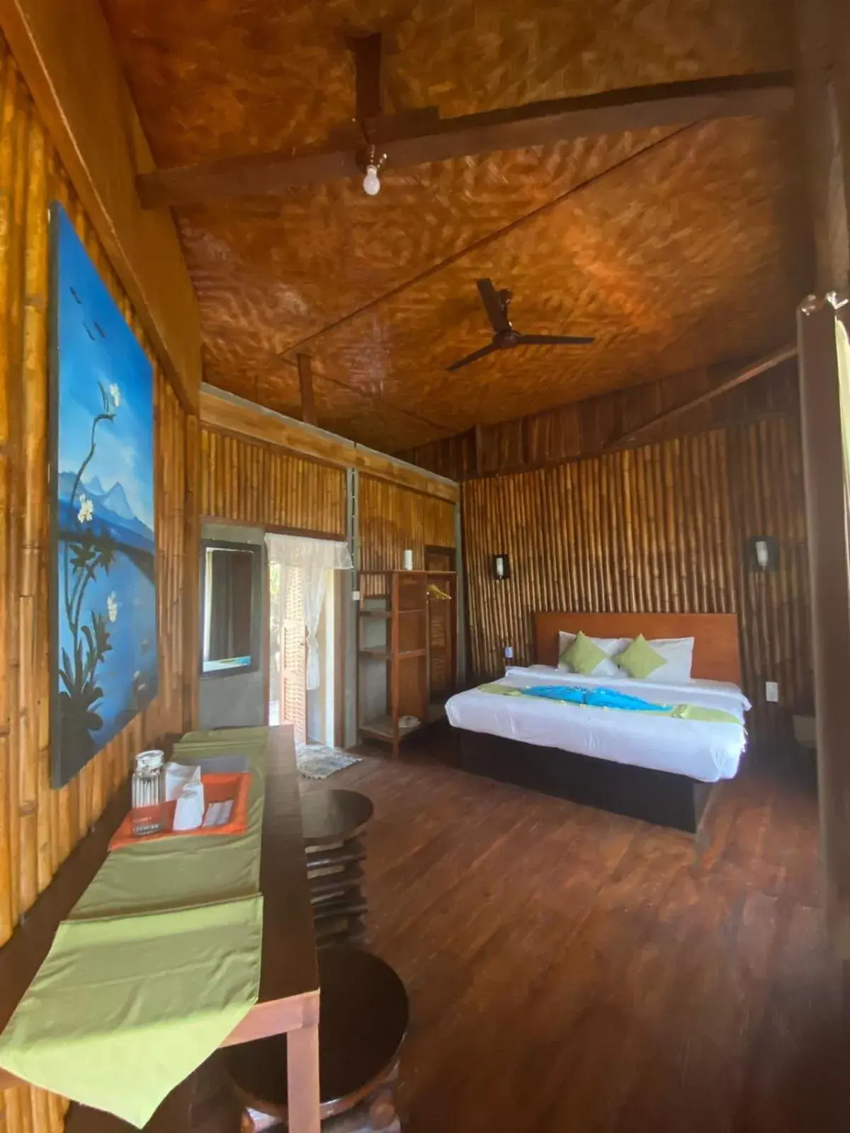 Double Room with Garden View in Gading Tree House Double Room with Garden View in Gading Tree House