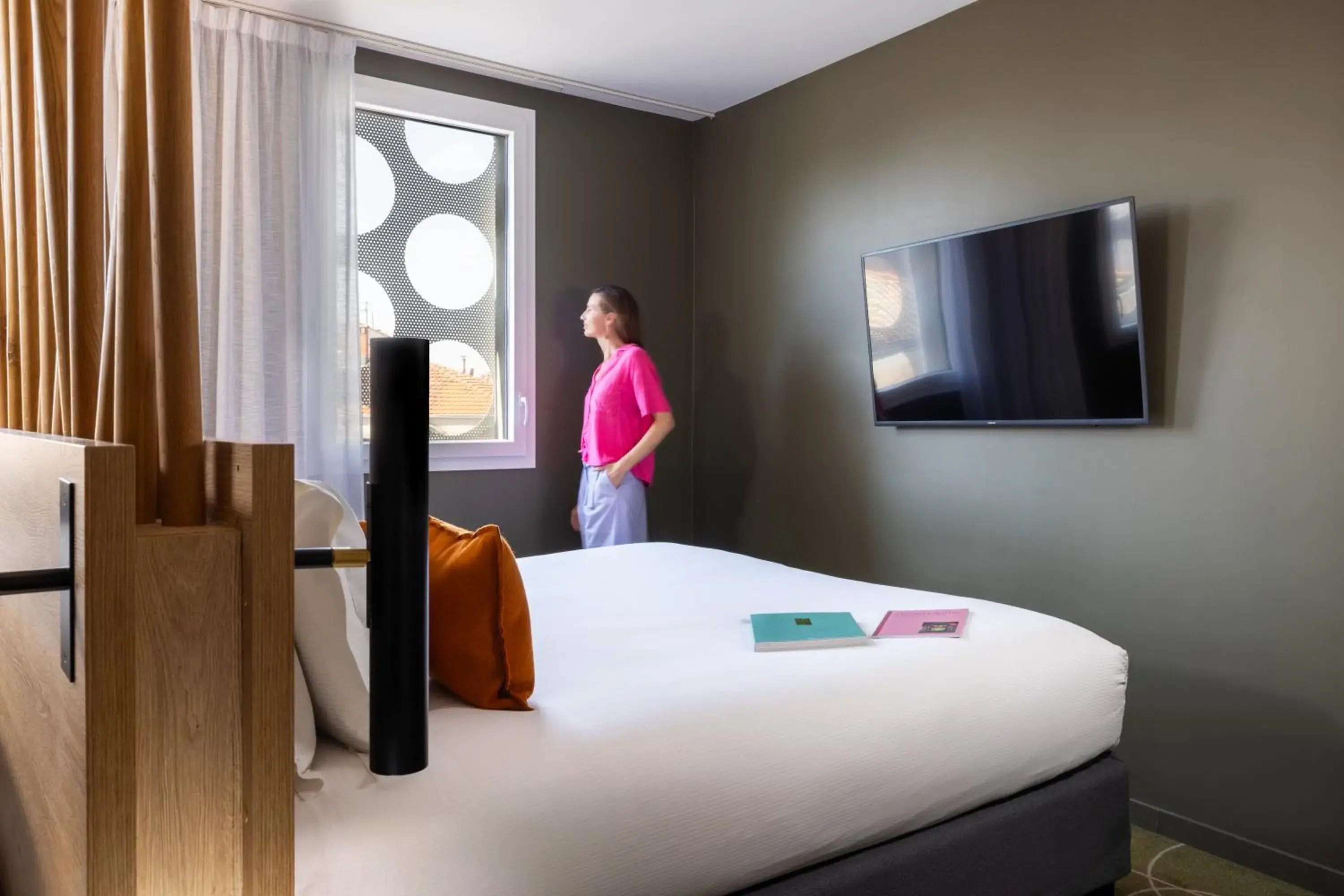 Photo of the whole room, Bed in Belaroïa Montpellier Centre Saint Roch Photo of the whole room, Bed in Belaroïa Montpellier Centre Saint Roch