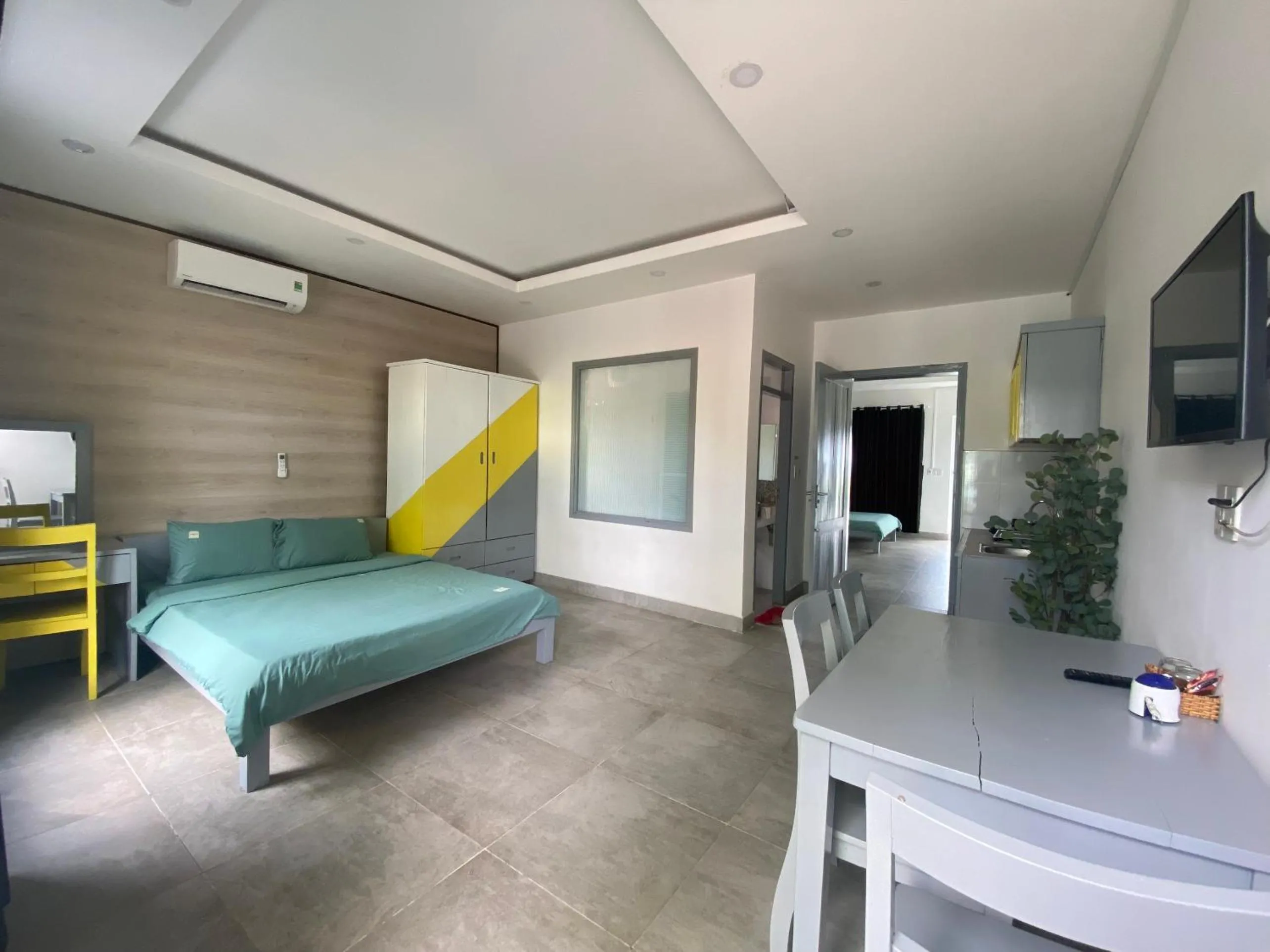 TV and multimedia in CHILL HOUSE by the beach