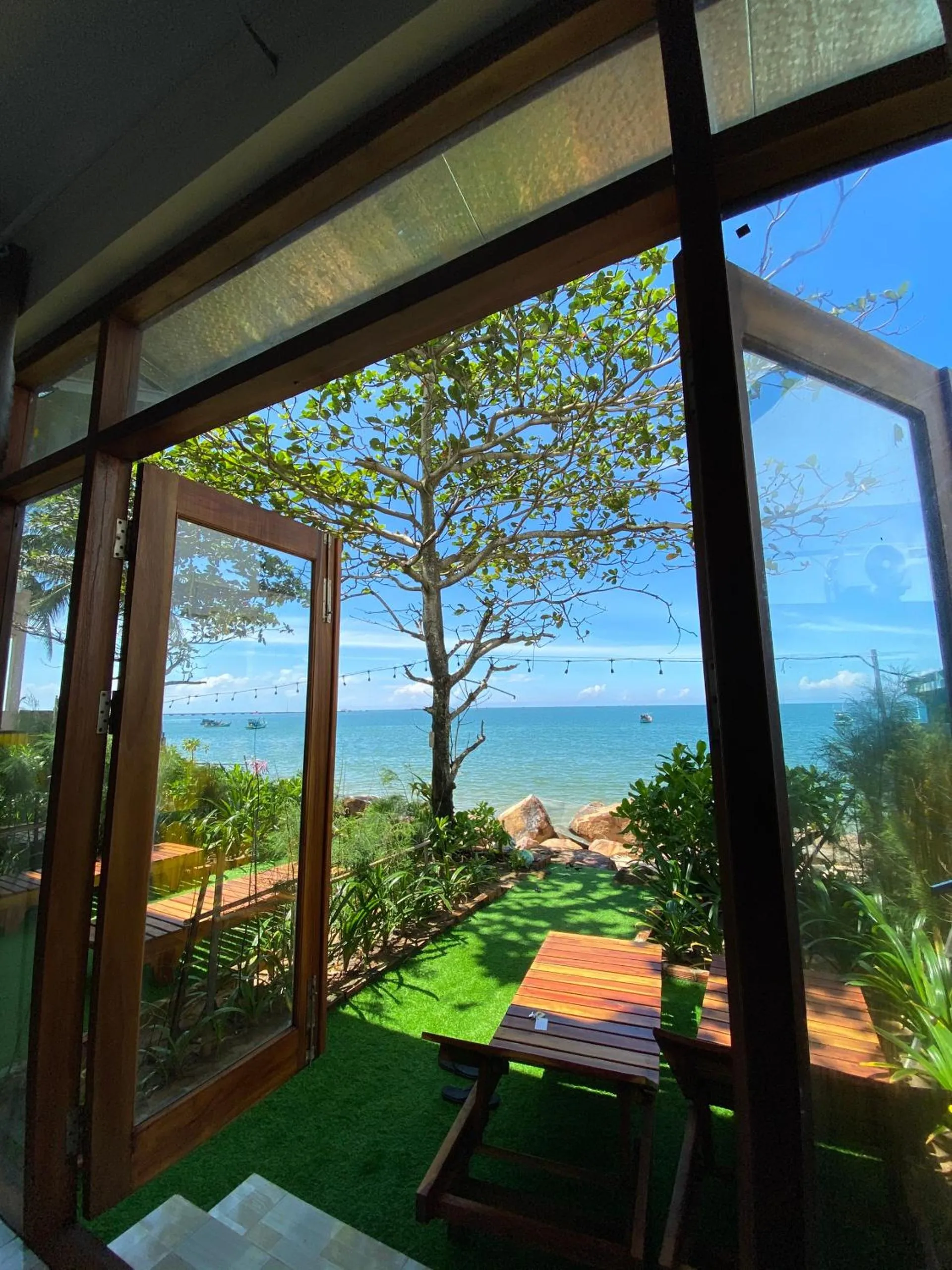 Balcony/Terrace in CHILL HOUSE by the beach