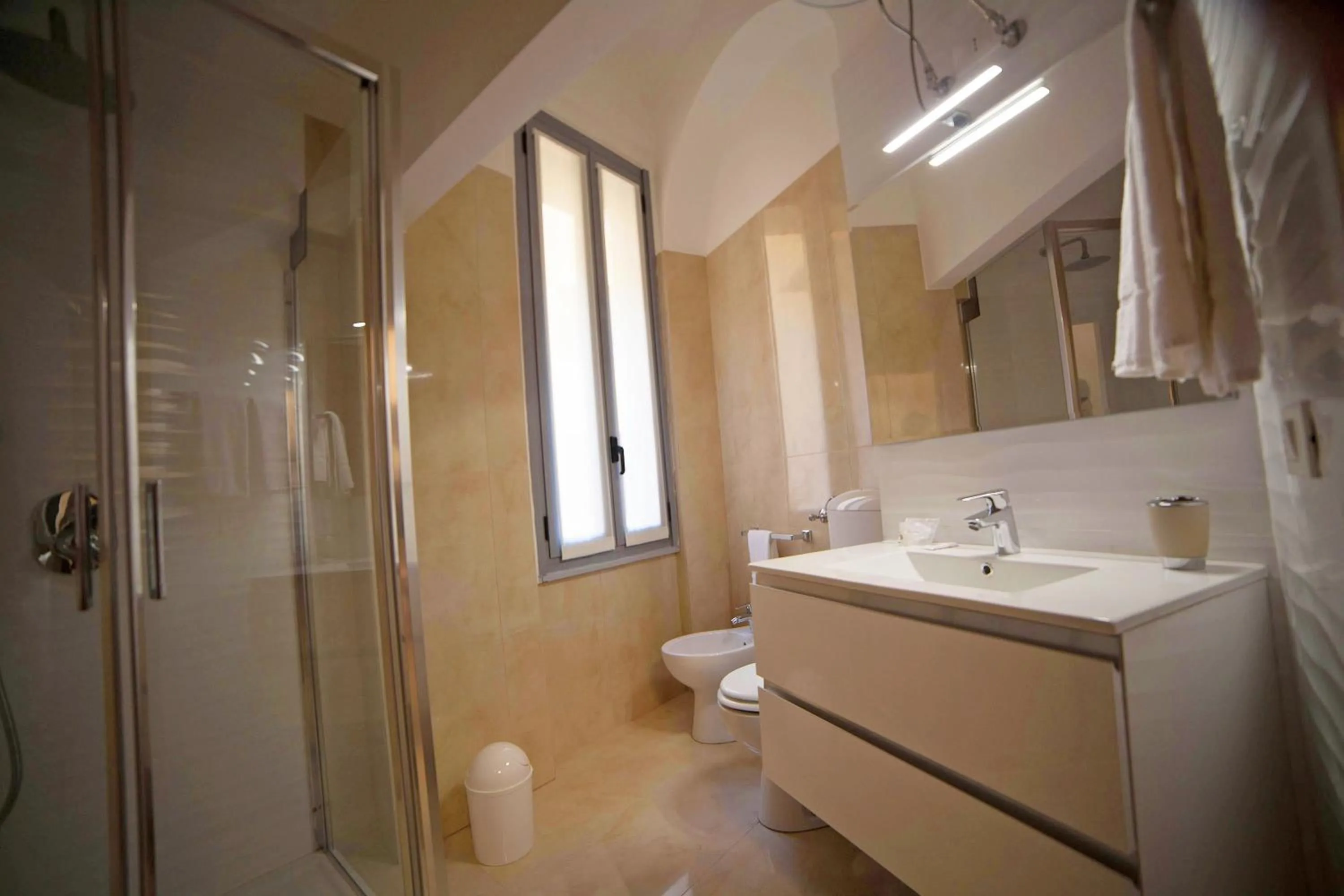 Shower in IMHOME - Cadorna House