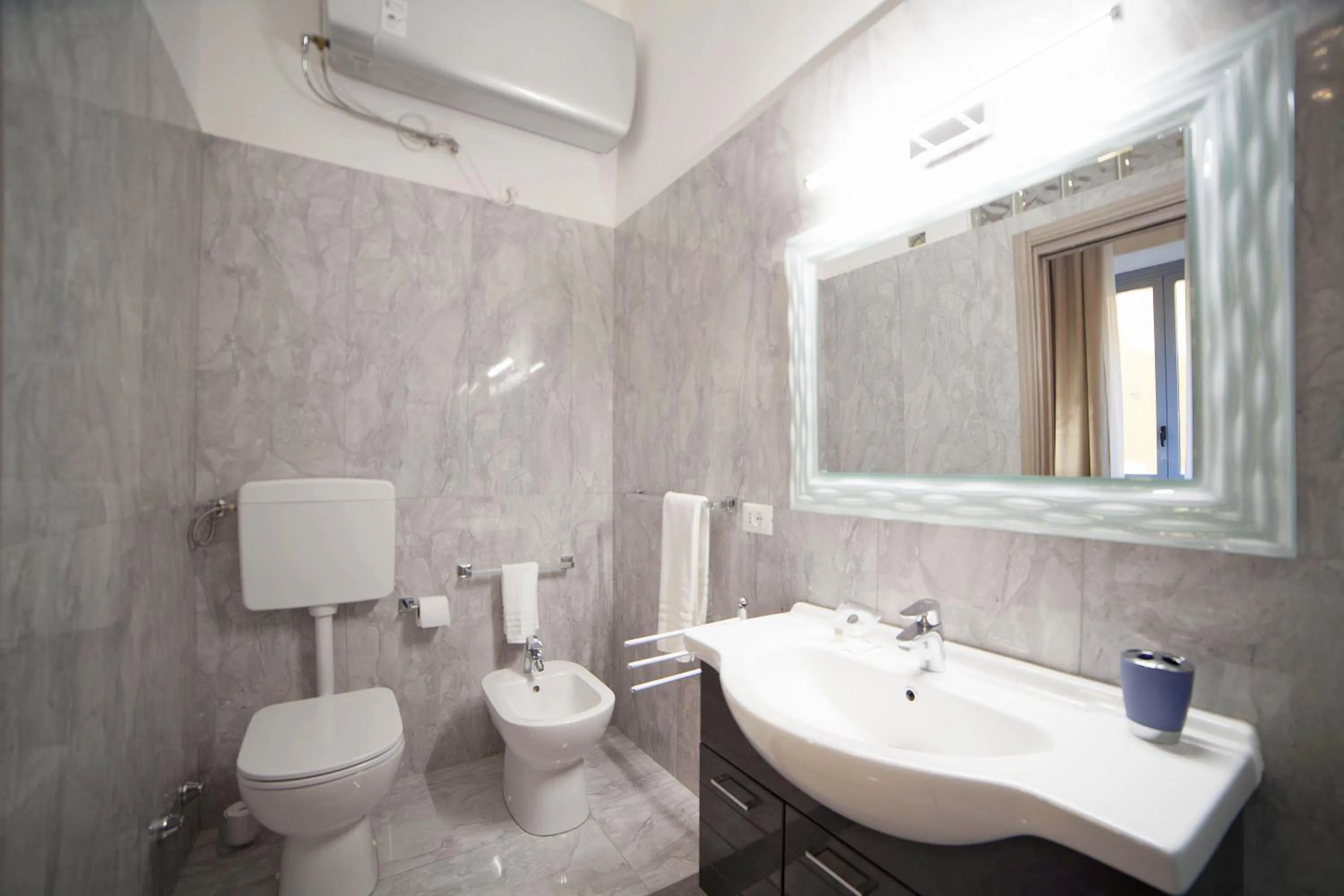 Toilet in IMHOME - Cadorna House