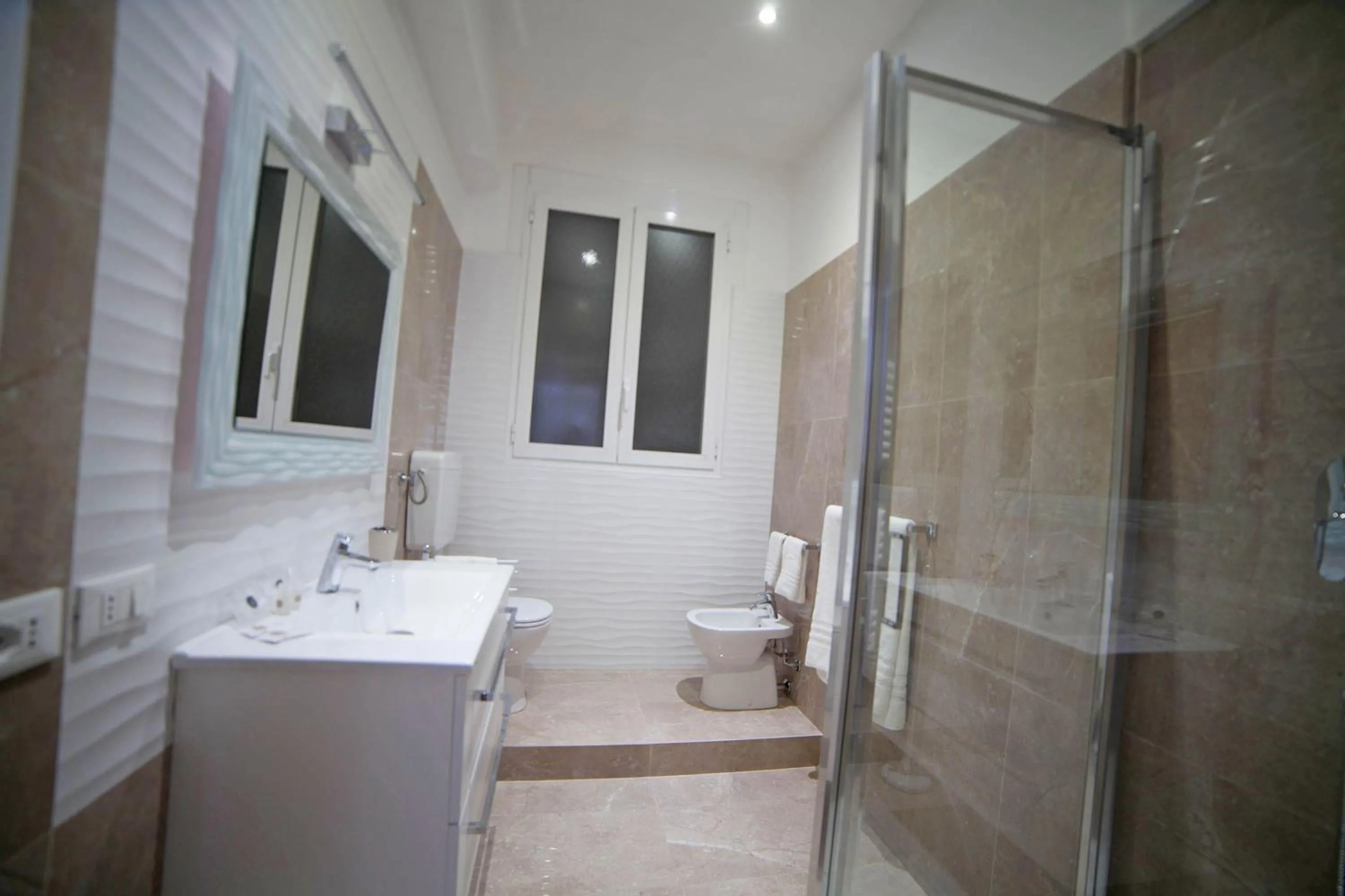 Shower in IMHOME - Cadorna House