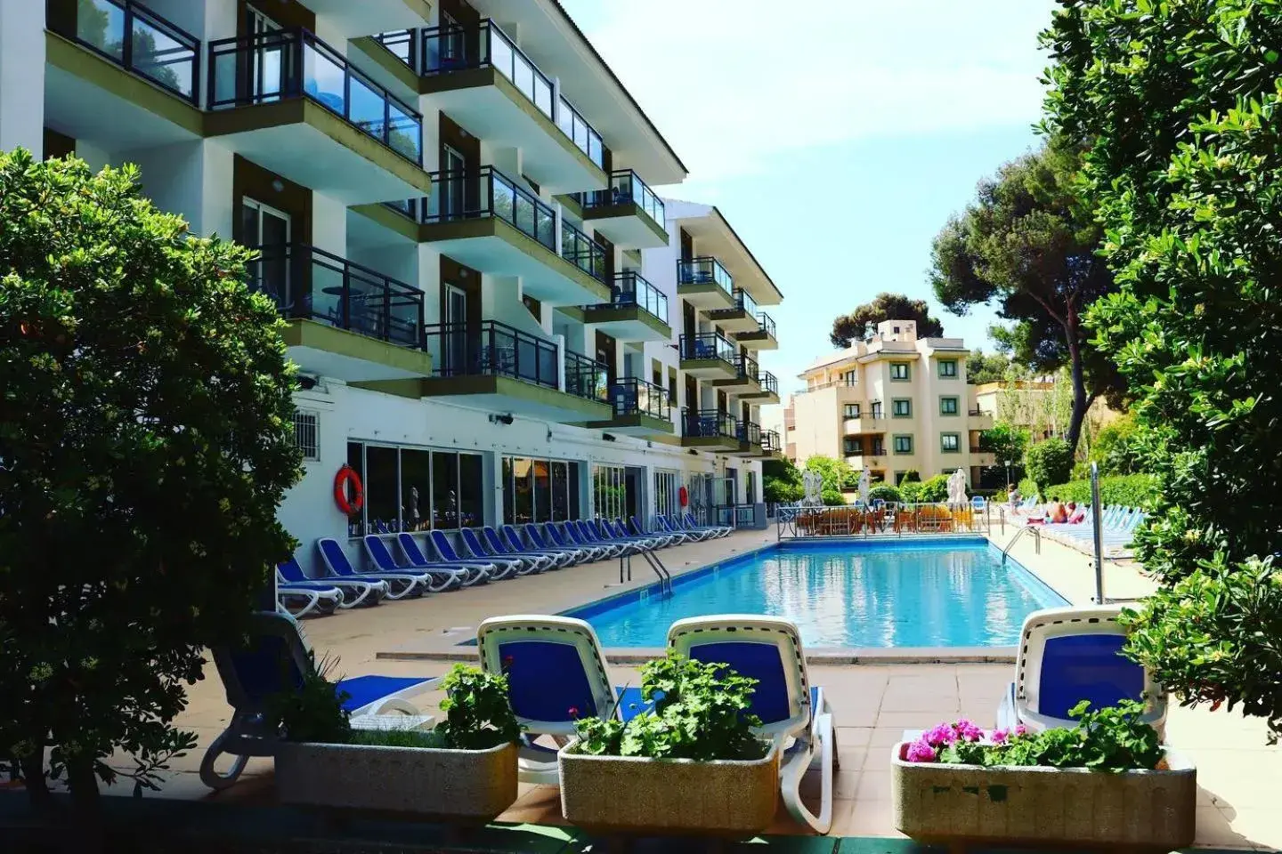 Property building in Guya Wave Hotel Property building in Guya Wave Hotel