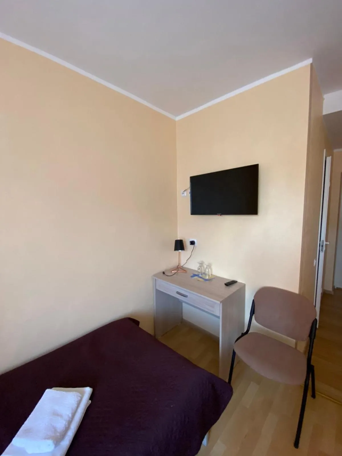 TV and multimedia, Bed in Laine guesthouse