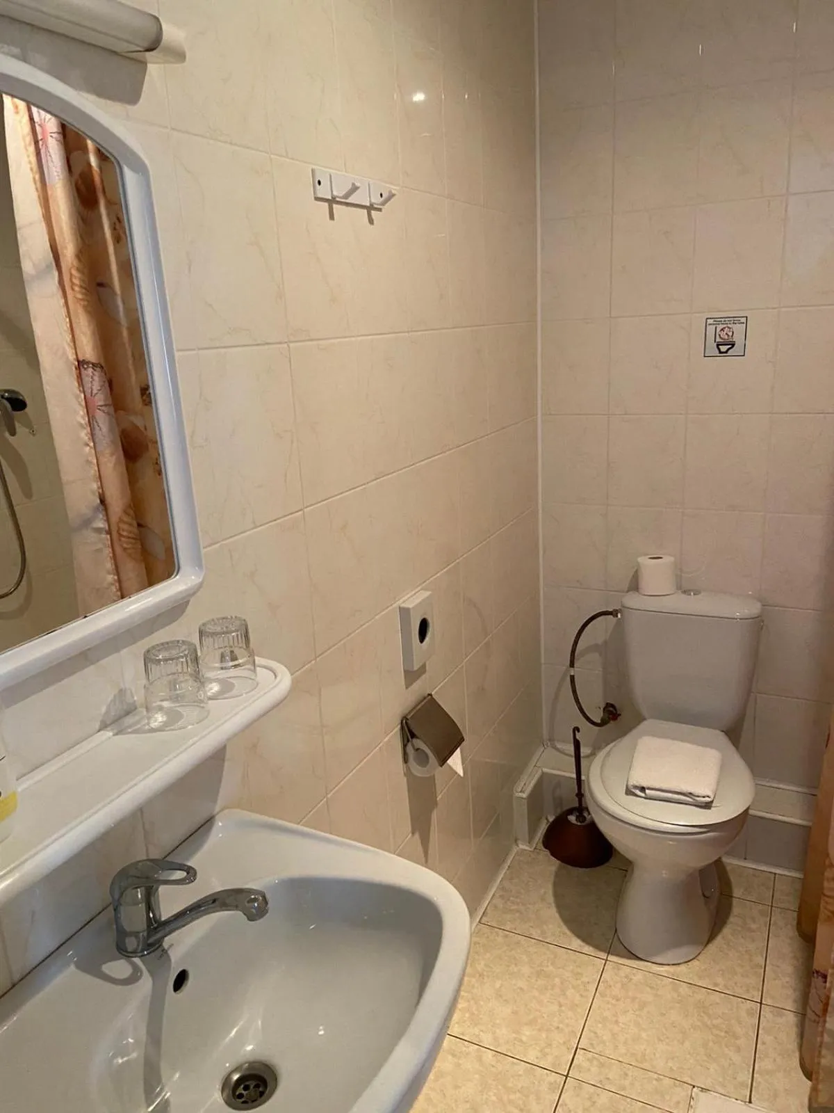 Toilet in Laine guesthouse