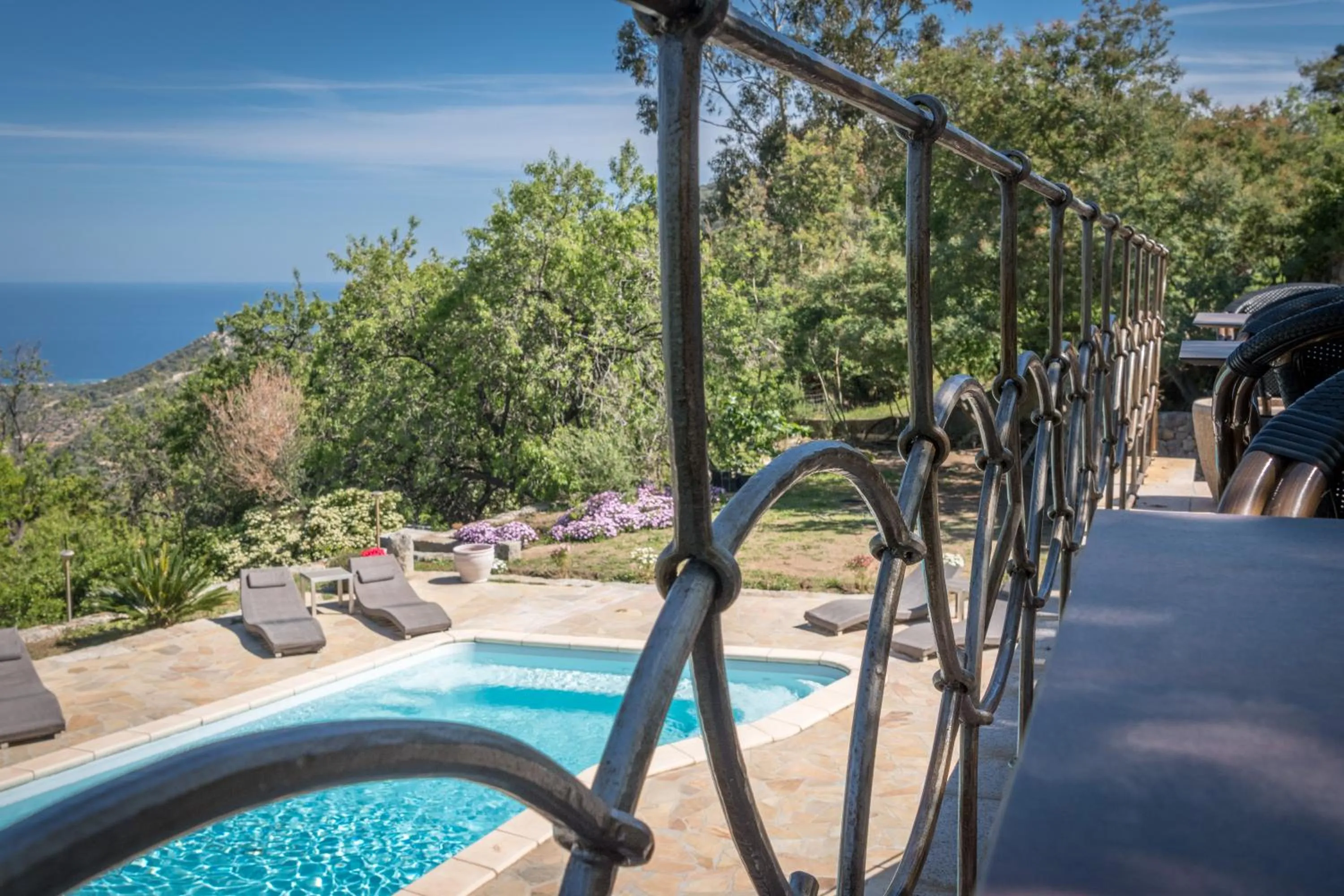 Patio, Swimming Pool in L'Auberge Sant'Antone