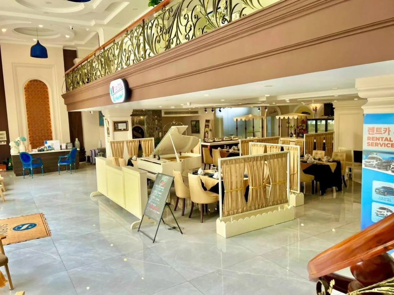 Restaurant/places to eat in Sabina Boutique Hotel 2