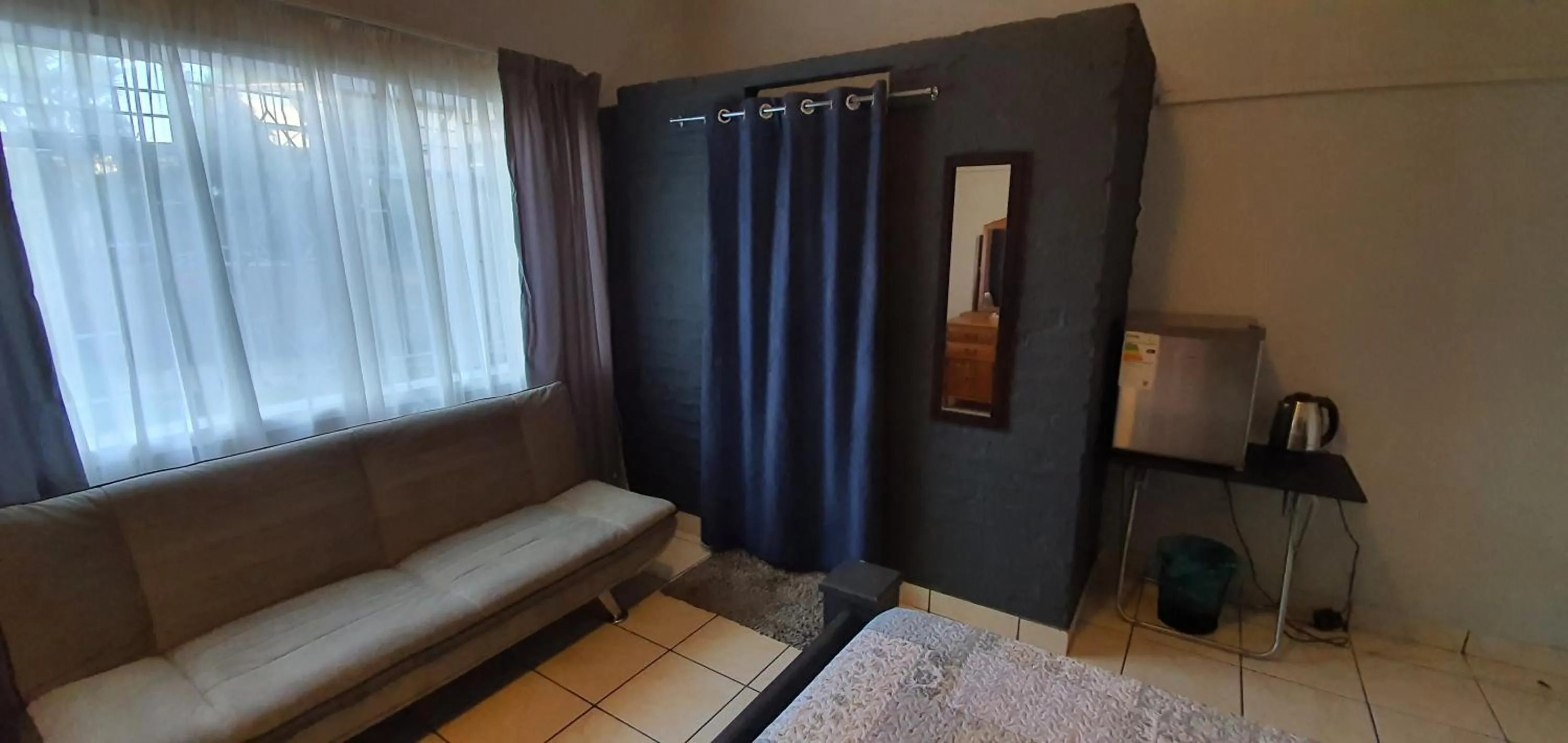 Bathroom in Sleepover @194