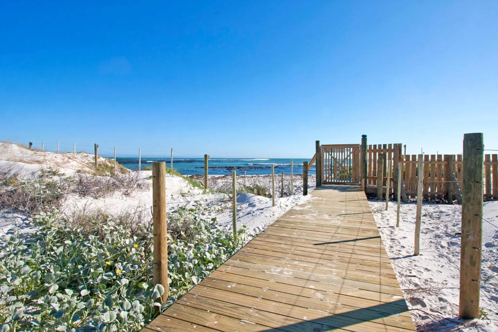 Beach in Fin Whale Beach House