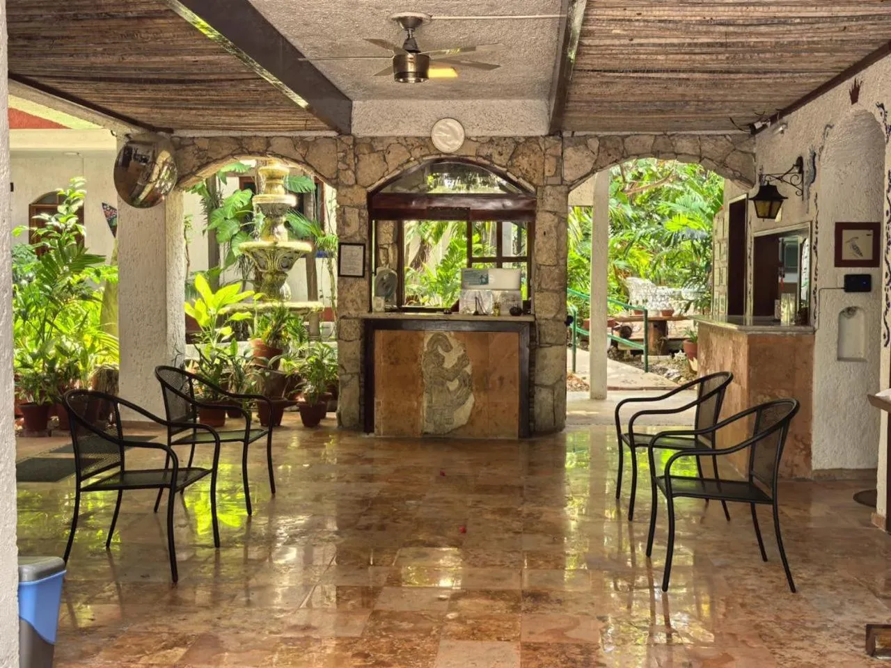 Lobby or reception in Eco-hotel El Rey del Caribe