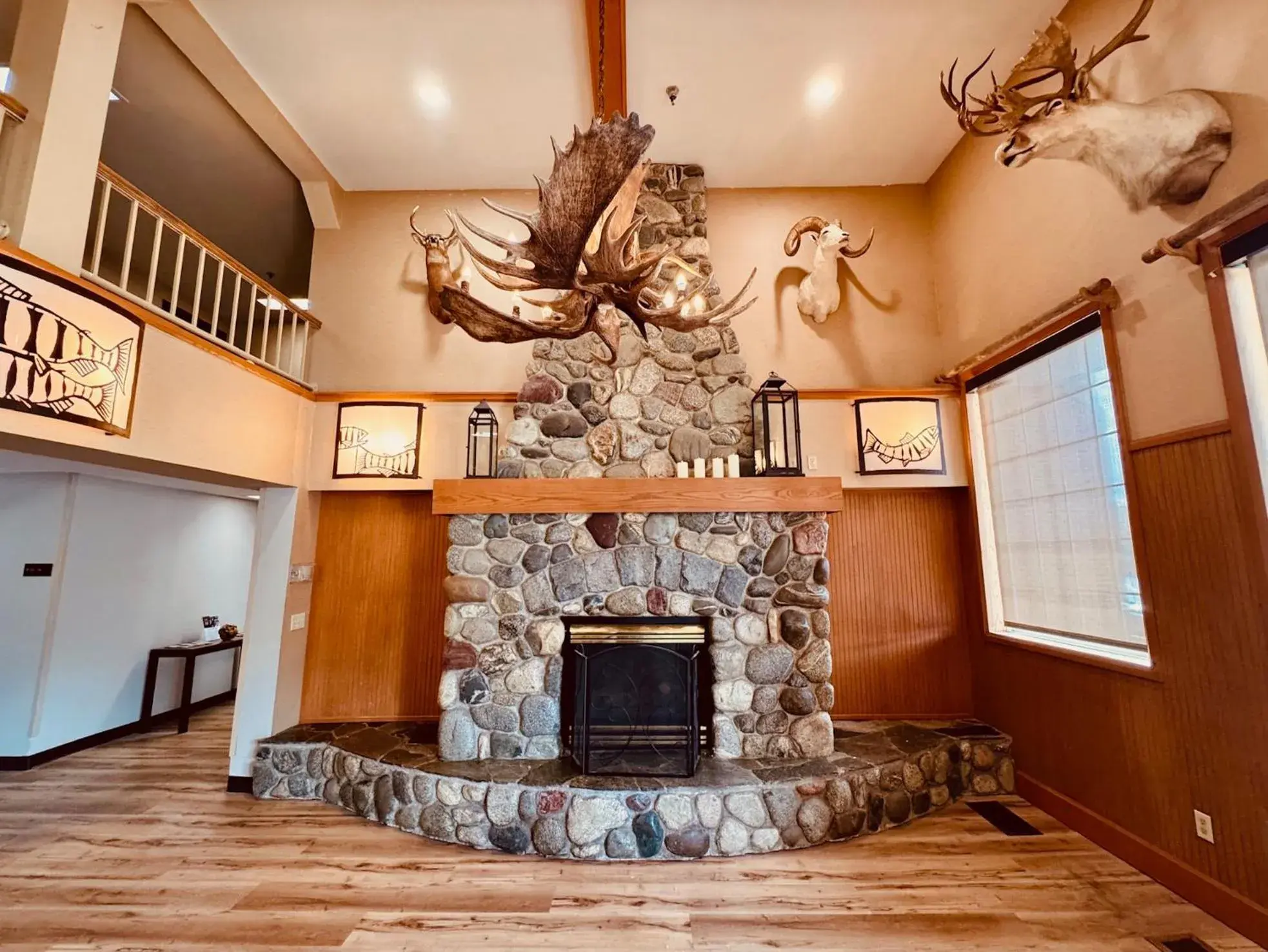 Lobby or reception in Wingate by Wyndham Anchorage Downtown - Ship Creek Lobby or reception in Wingate by Wyndham Anchorage Downtown - Ship Creek