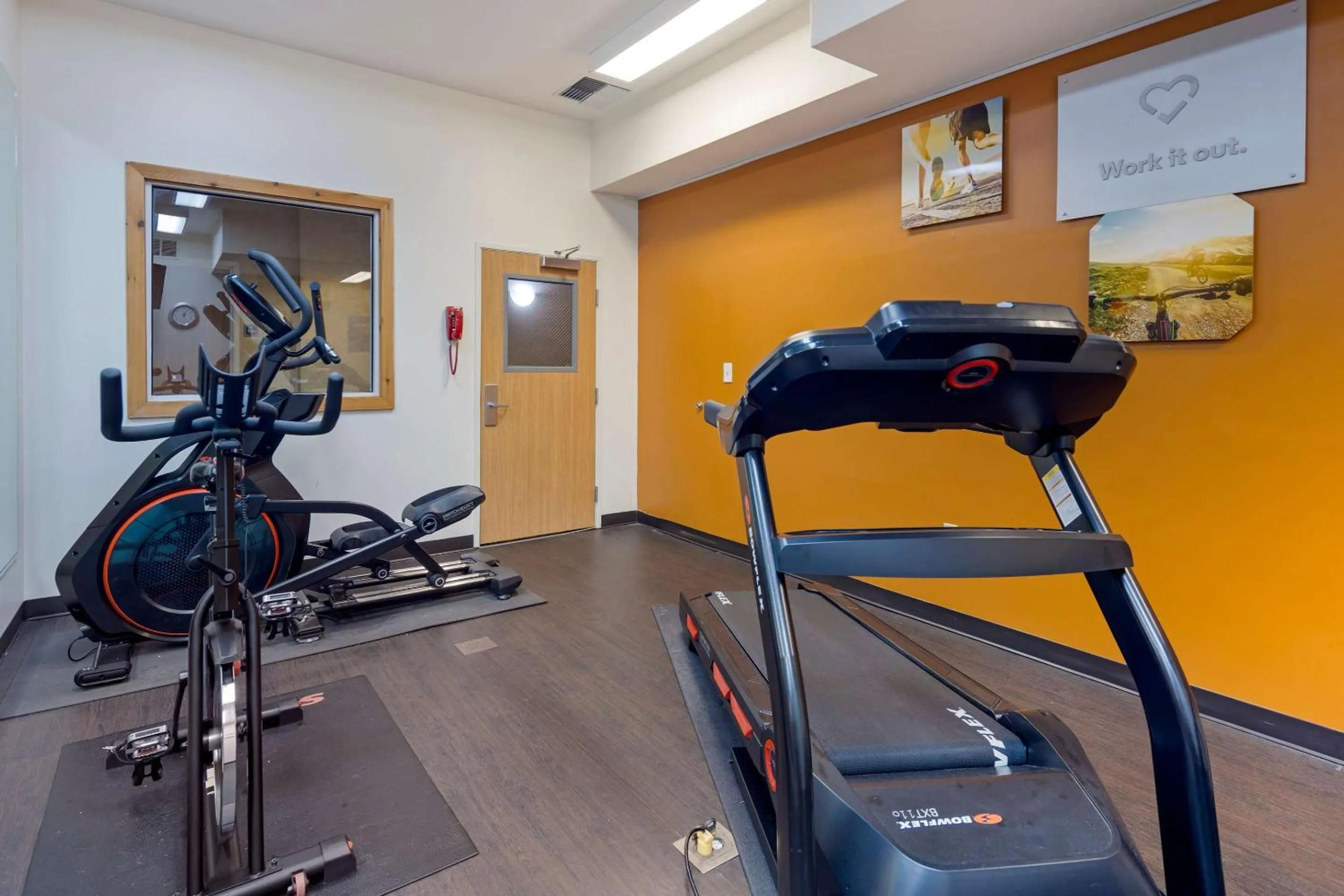 Fitness centre/facilities in Comfort Suites Anchorage International Airport