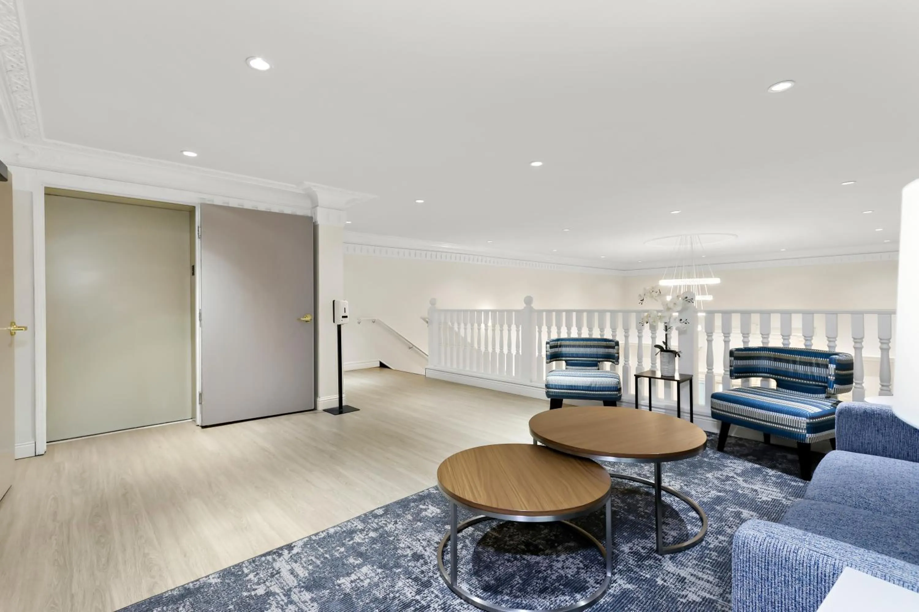 elevator in Clarion Suites Anchorage Downtown