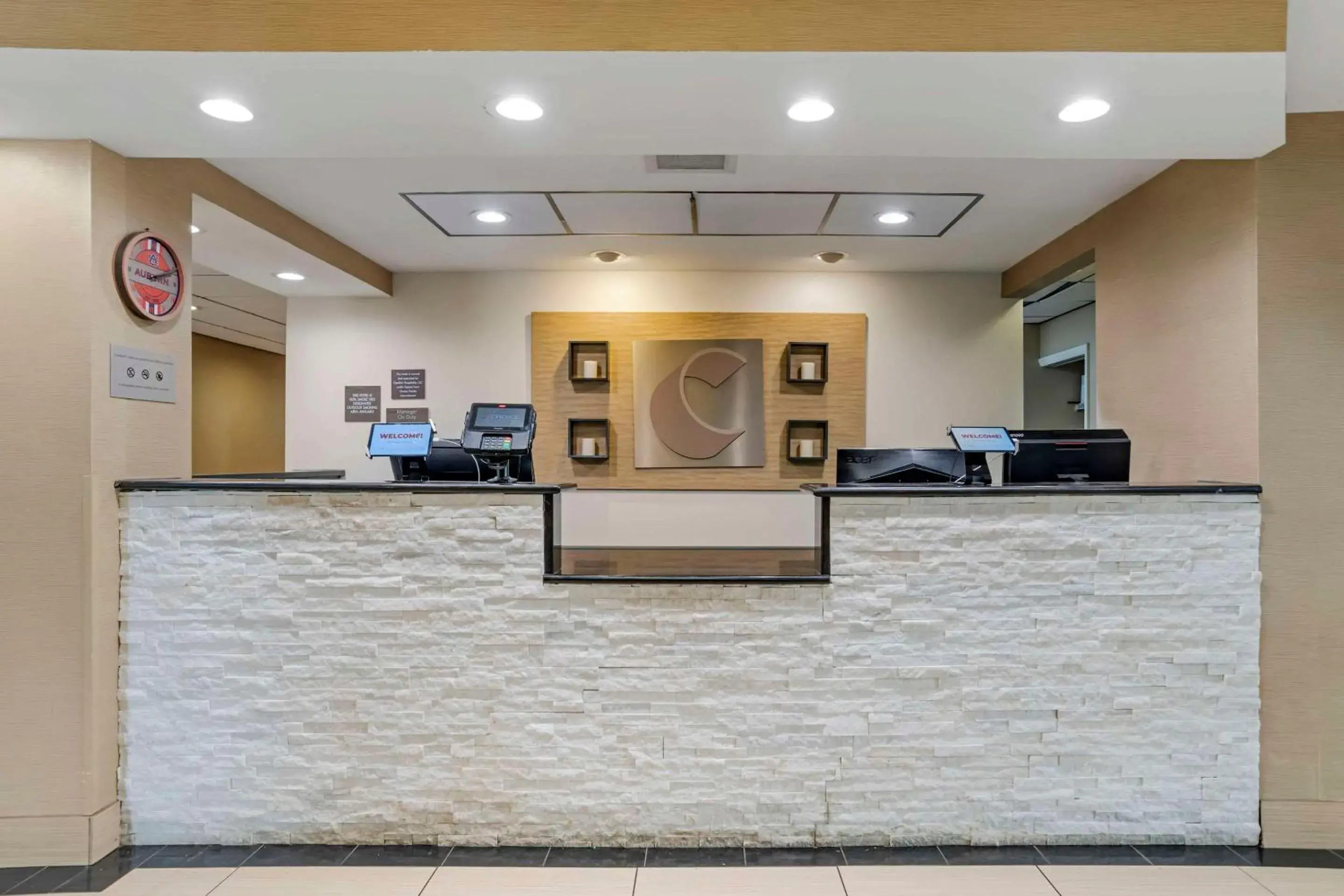 Lobby or reception in Comfort Inn Opelika - Auburn Lobby or reception in Comfort Inn Opelika - Auburn