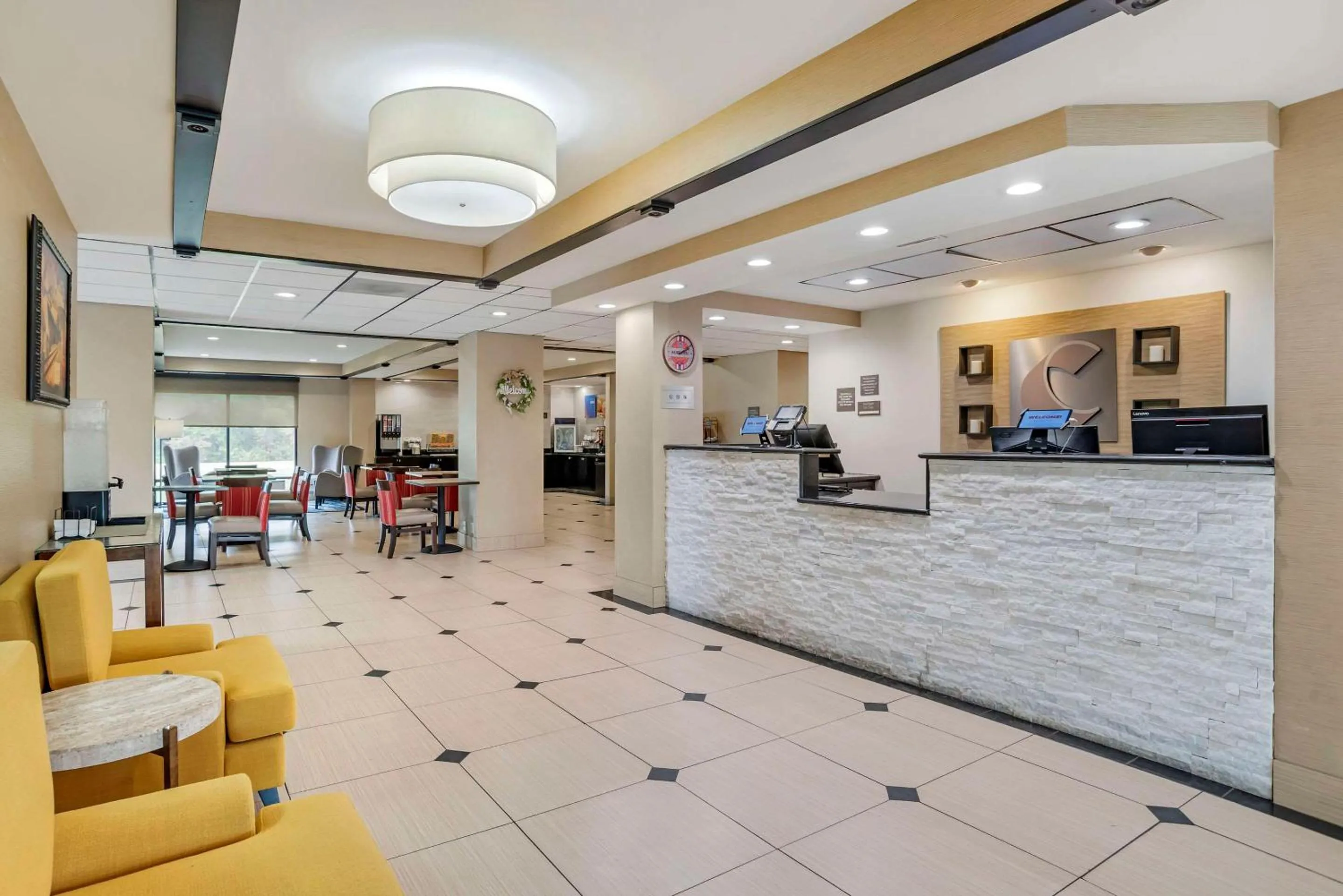 Lobby or reception in Comfort Inn Opelika - Auburn