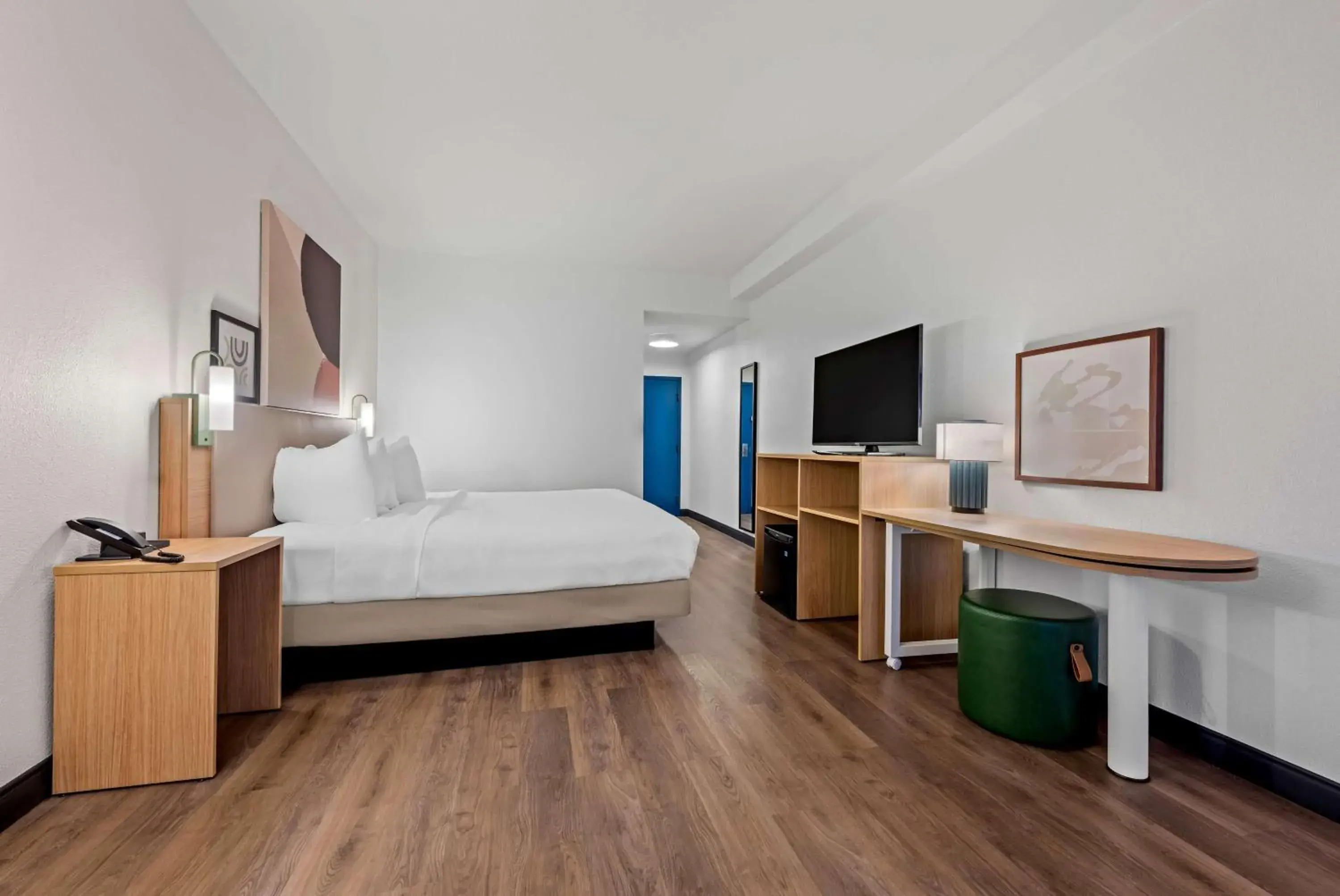 Bed in Spark by Hilton Tuscaloosa University Bed in Spark by Hilton Tuscaloosa University