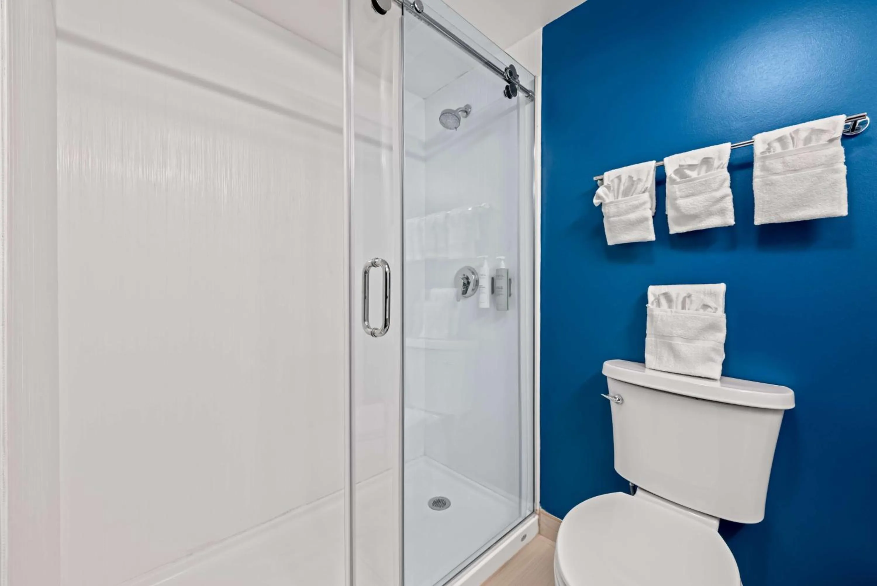 Bathroom in Quality Inn