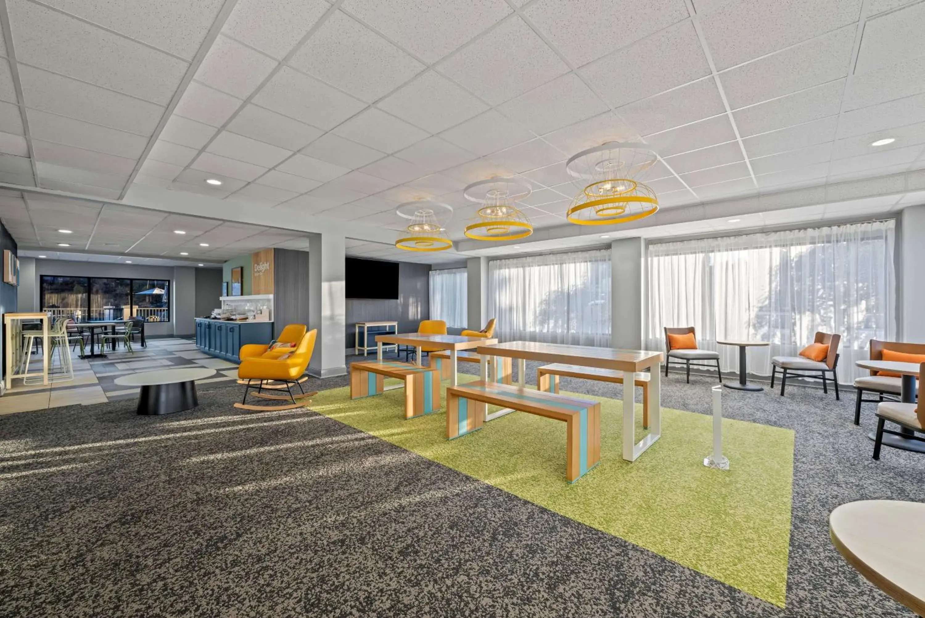 Lobby or reception in Spark by Hilton Tuscaloosa University Lobby or reception in Spark by Hilton Tuscaloosa University