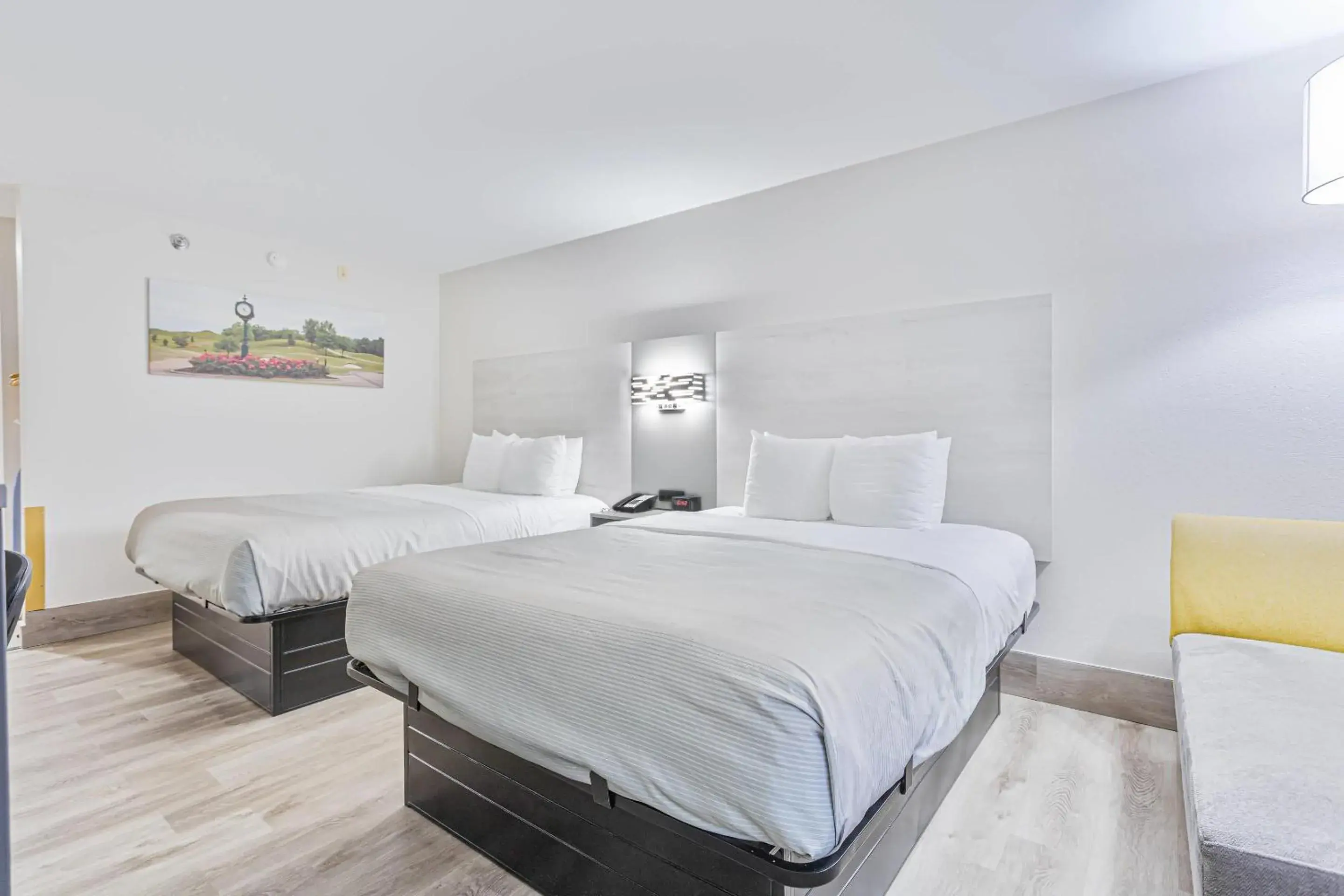 Bedroom, Bed in Quality Inn Prattville I-65 Bedroom, Bed in Quality Inn Prattville I-65