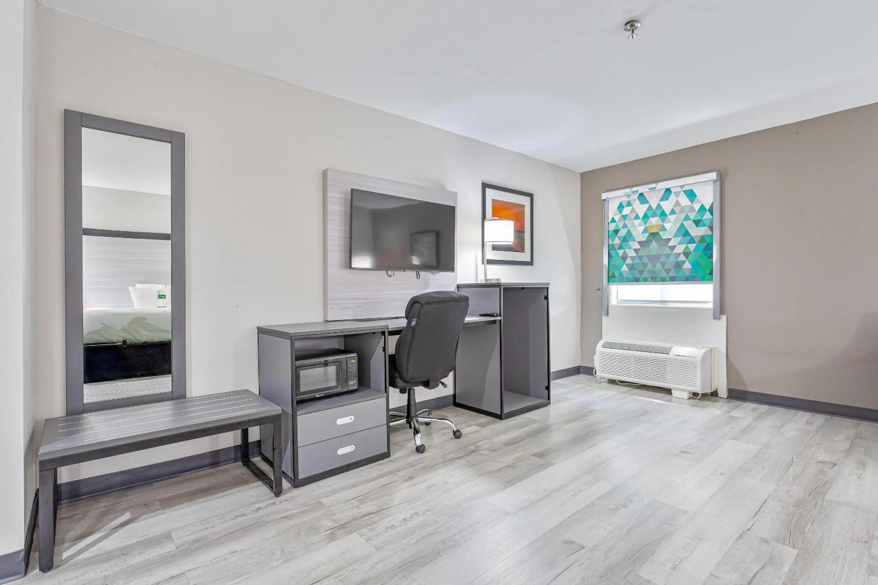 Bedroom in Quality Inn Edmund Pettus Bridge area