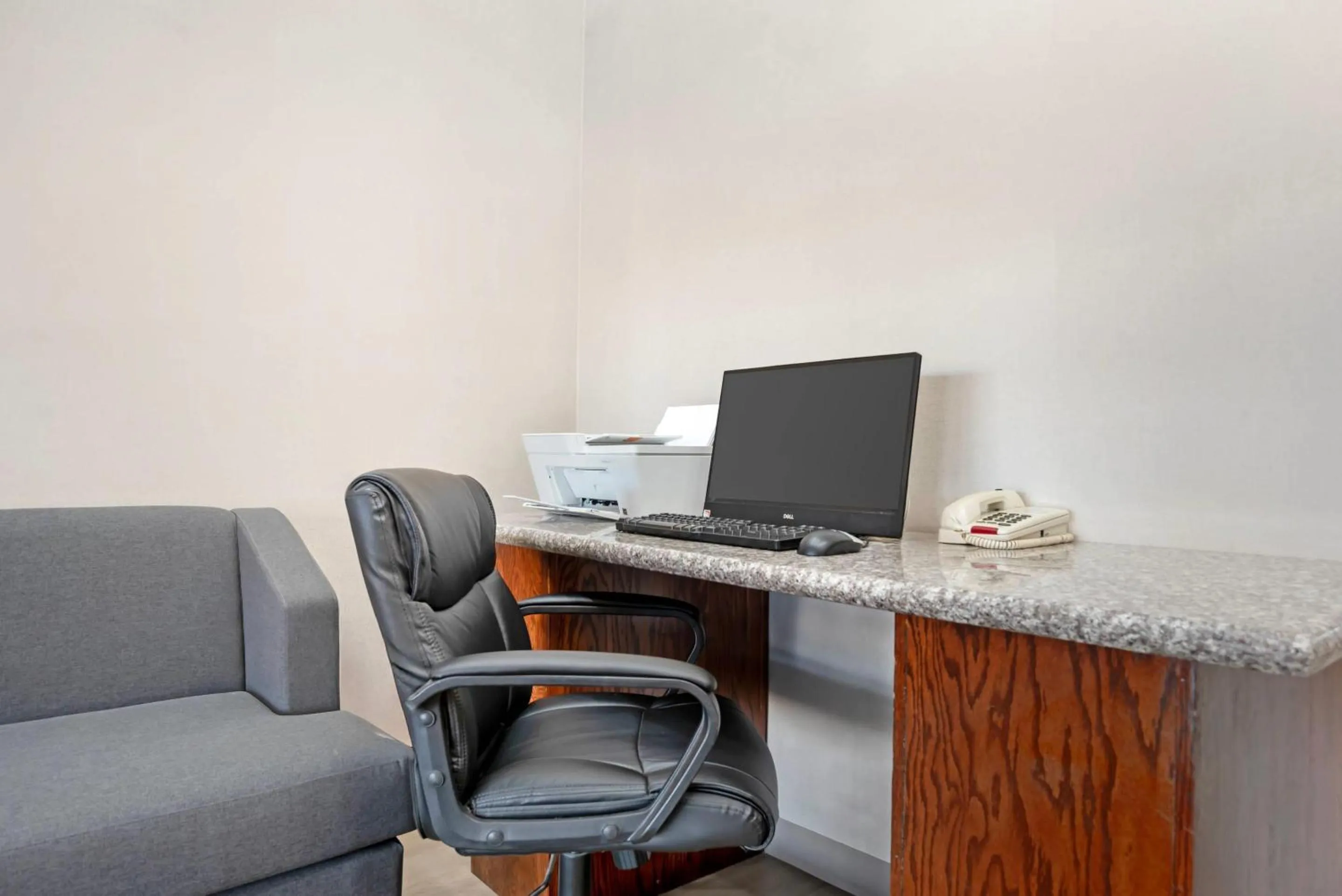 Business facilities in Comfort Inn Livingston