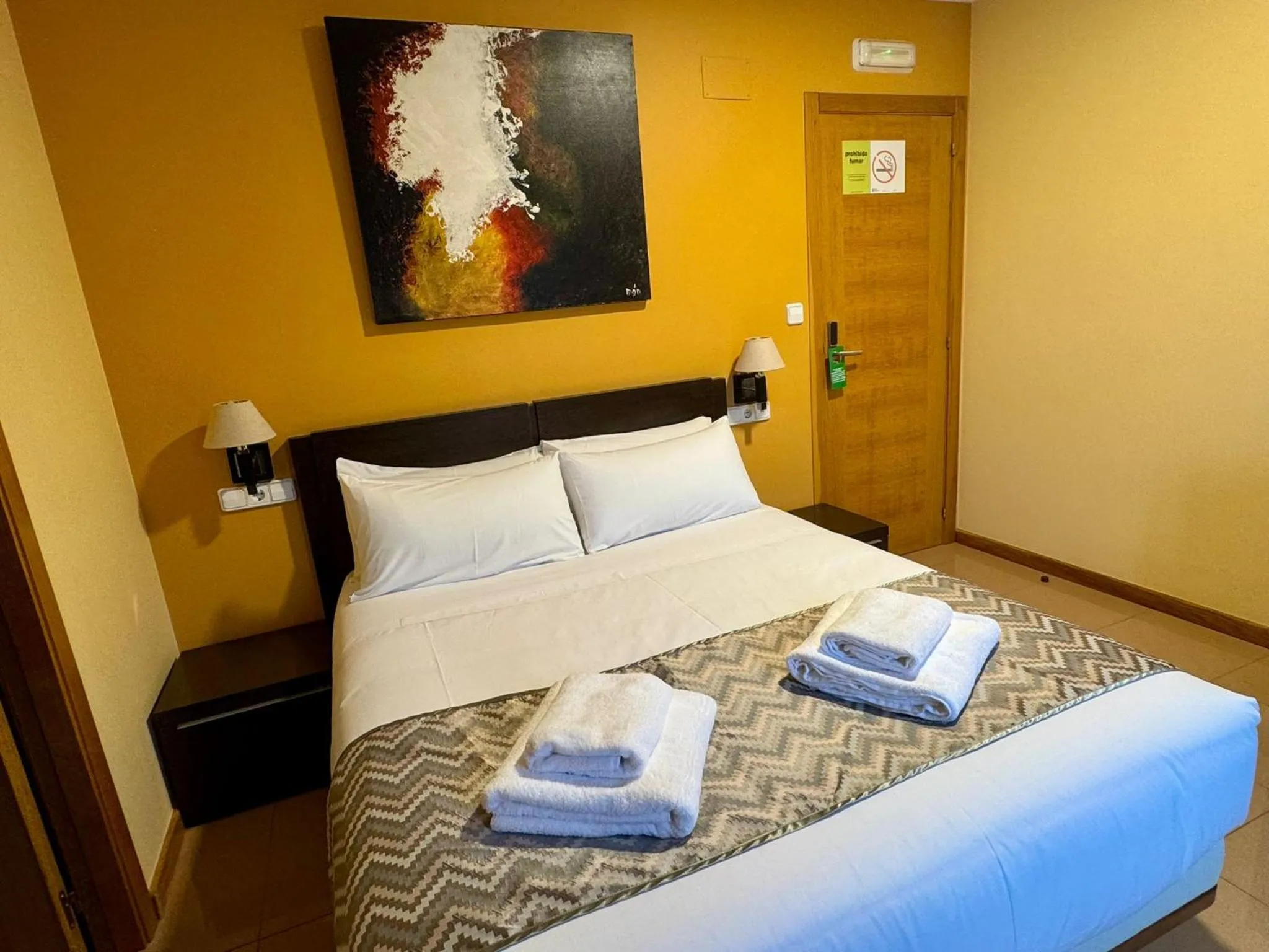 Bed in Hotel Reigosa