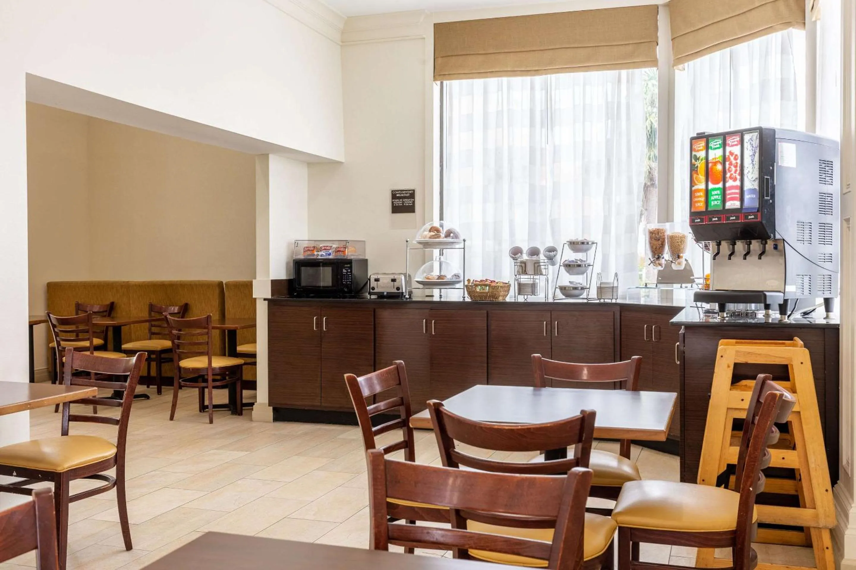 Breakfast in Sleep Inn Orange Beach