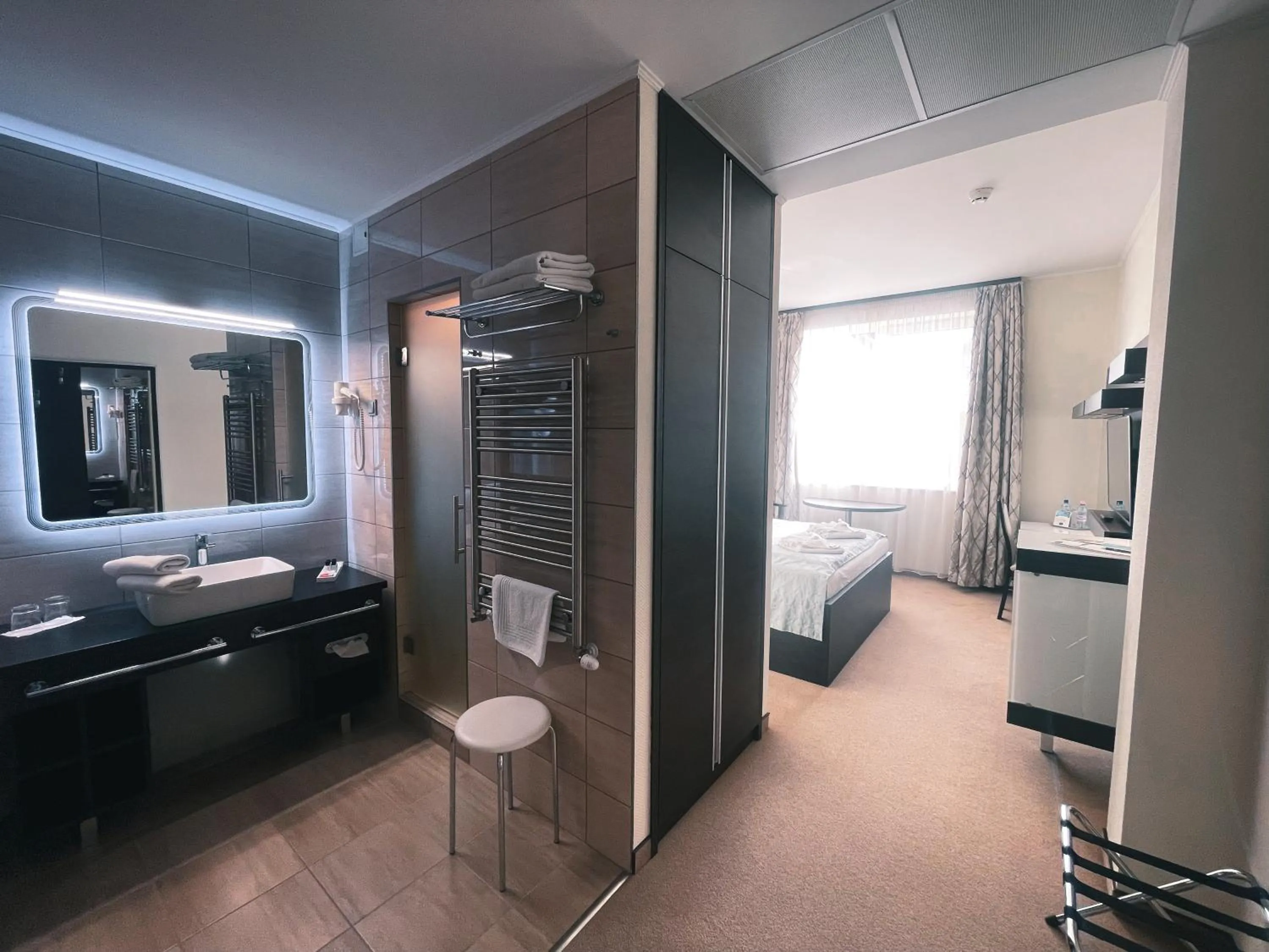 Bed in Hotel Czinege & Étterem