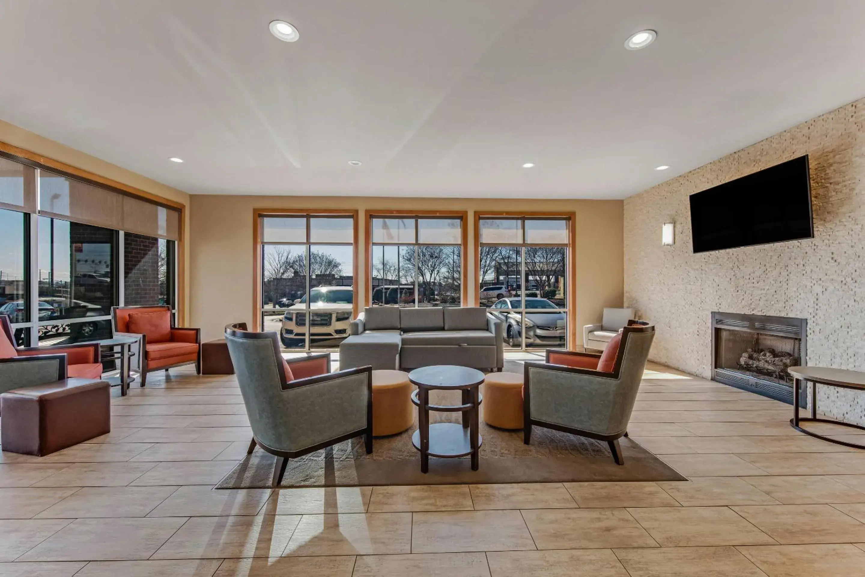 Lobby or reception in Comfort Suites Huntsville MidCity District at Research Park Lobby or reception in Comfort Suites Huntsville MidCity District at Research Park