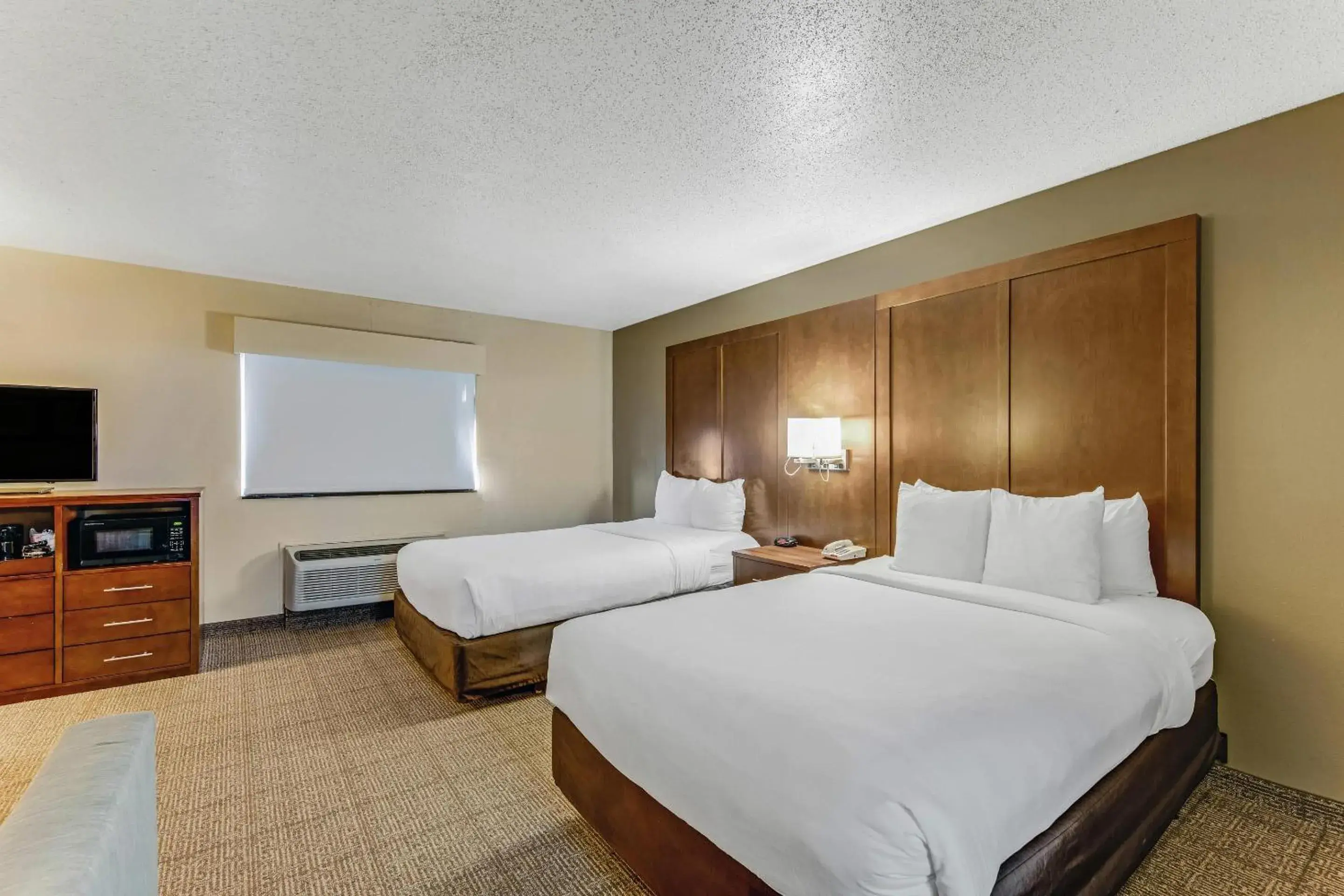 Bedroom, Bed in Comfort Suites Huntsville MidCity District at Research Park Bedroom, Bed in Comfort Suites Huntsville MidCity District at Research Park